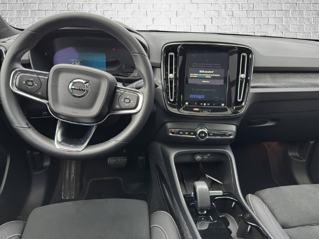 VOLVO EX40 Twin Ultra AWD-image-10