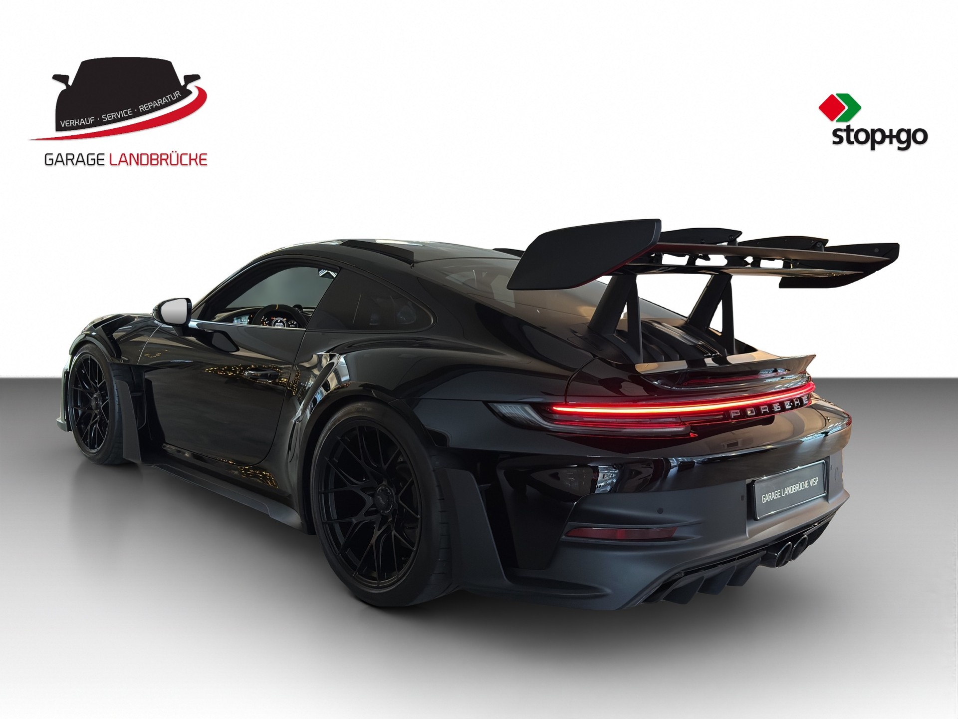 PORSCHE 911 GT3 RS-image-12