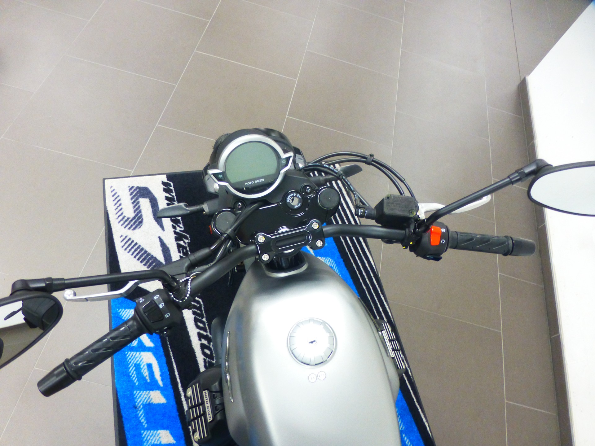 MOTO GUZZI V7 IV 850 Stone 35KW-image-12