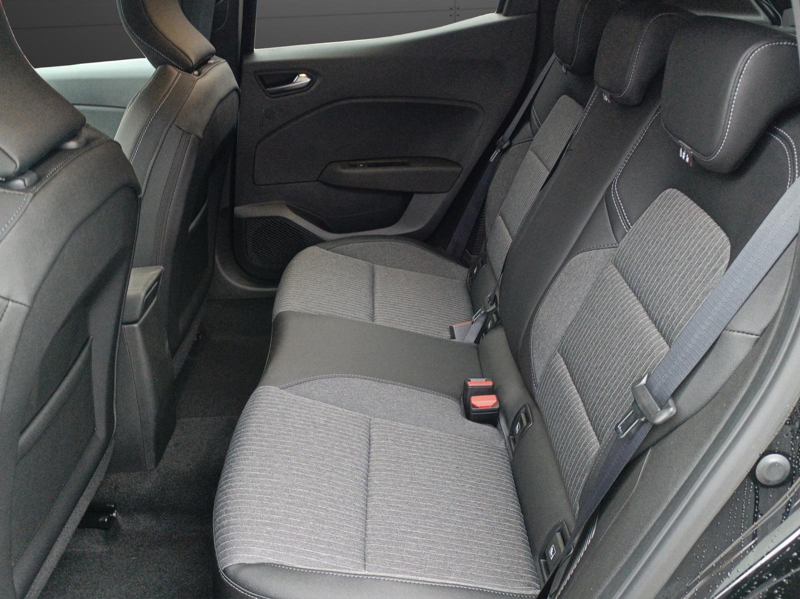 MITSUBISHI Colt 1.6 HEV Intense-image-14