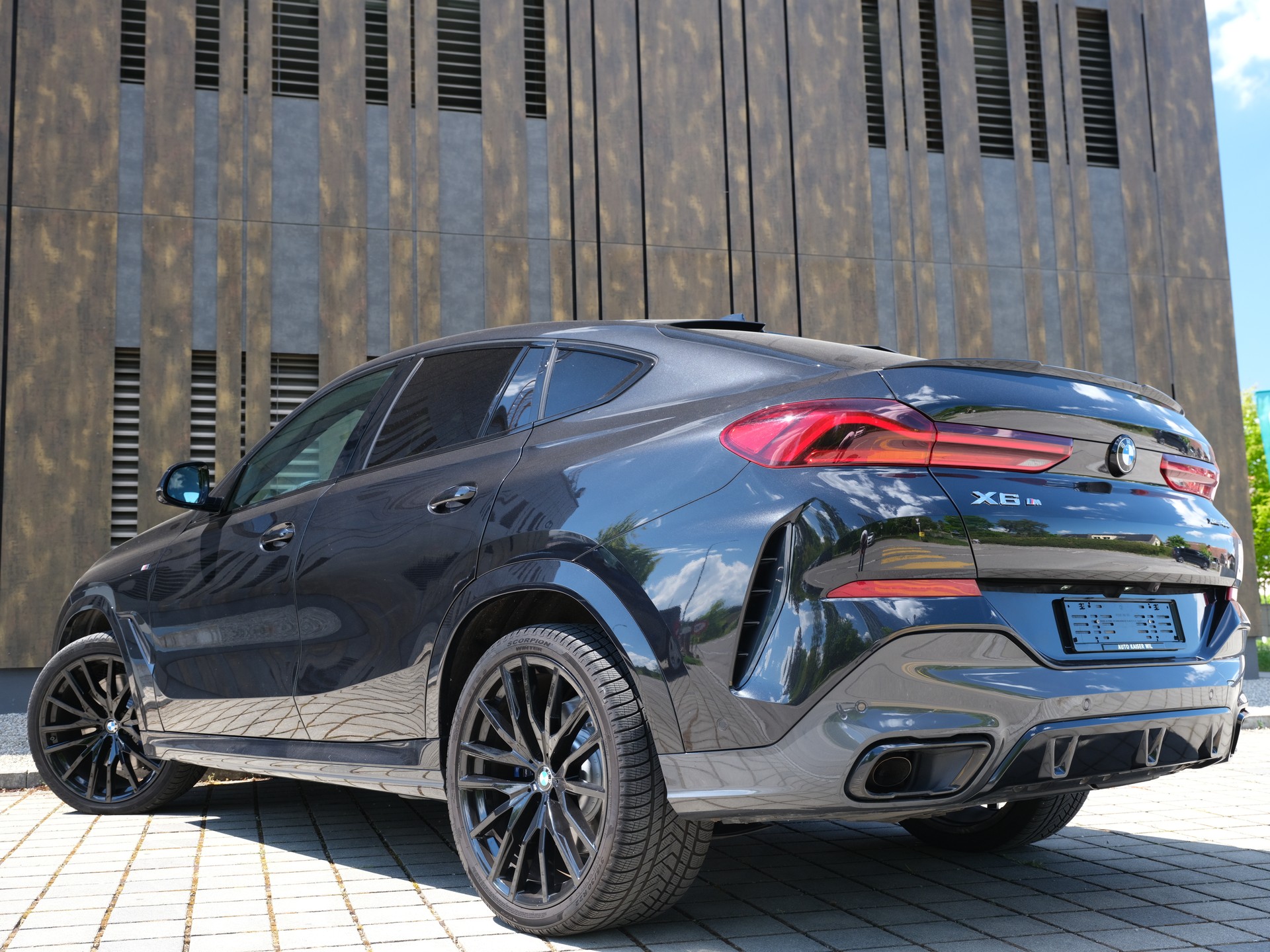 BMW X6 xDrive 48V 40d Steptronic M Sport-image-8