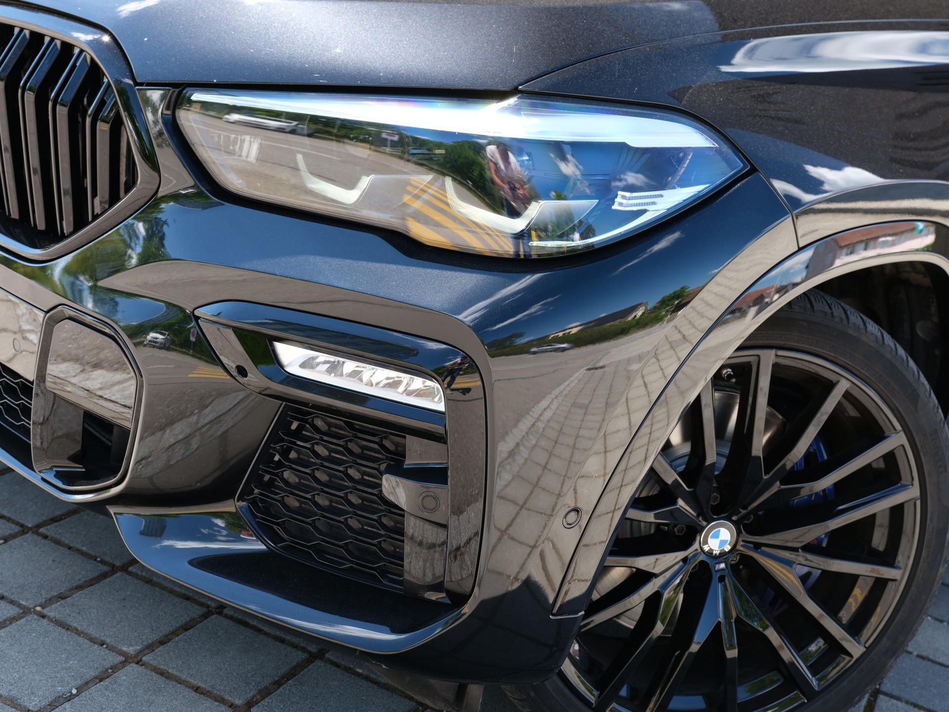BMW X6 xDrive 48V 40d Steptronic M Sport-showroom-element-2