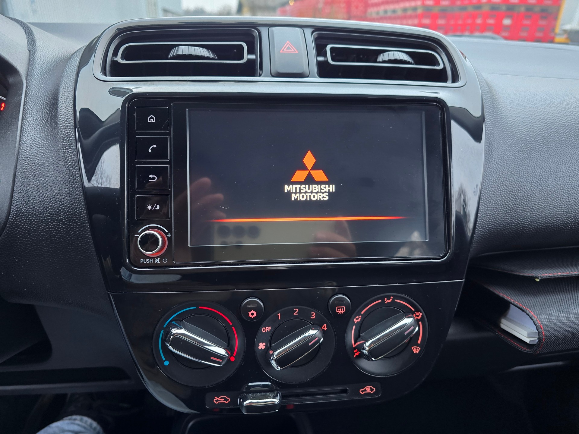 MITSUBISHI Space Star 1.2 Inform-image-18