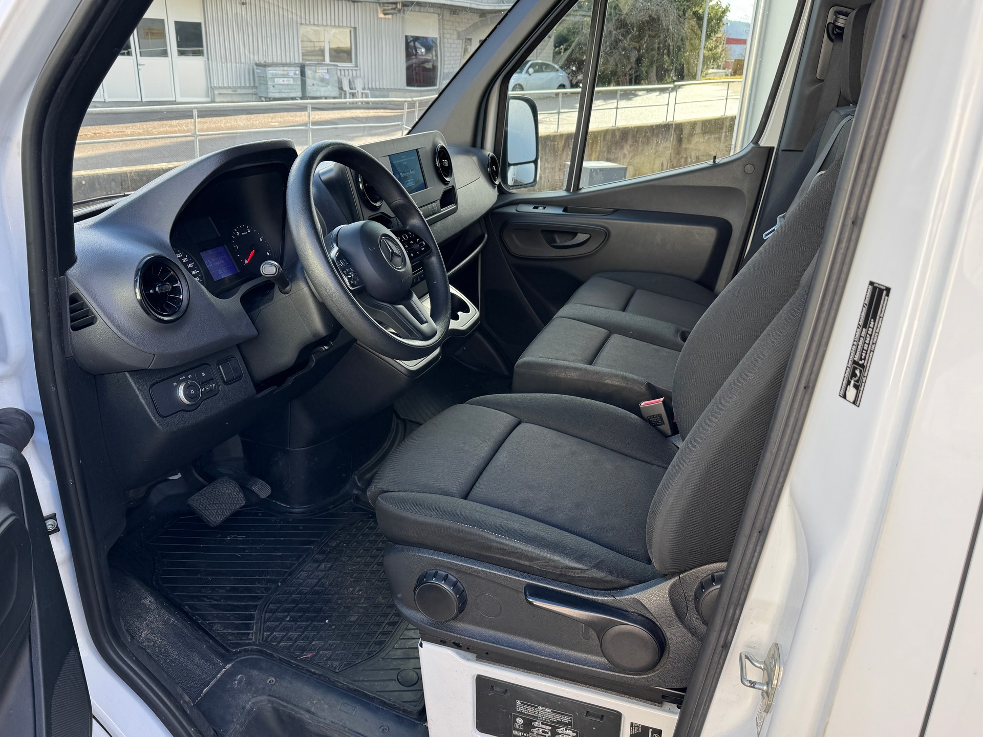 MERCEDES-BENZ Sprinter 315 Kaw. 4325 L 2.0 CDI 150-image-11