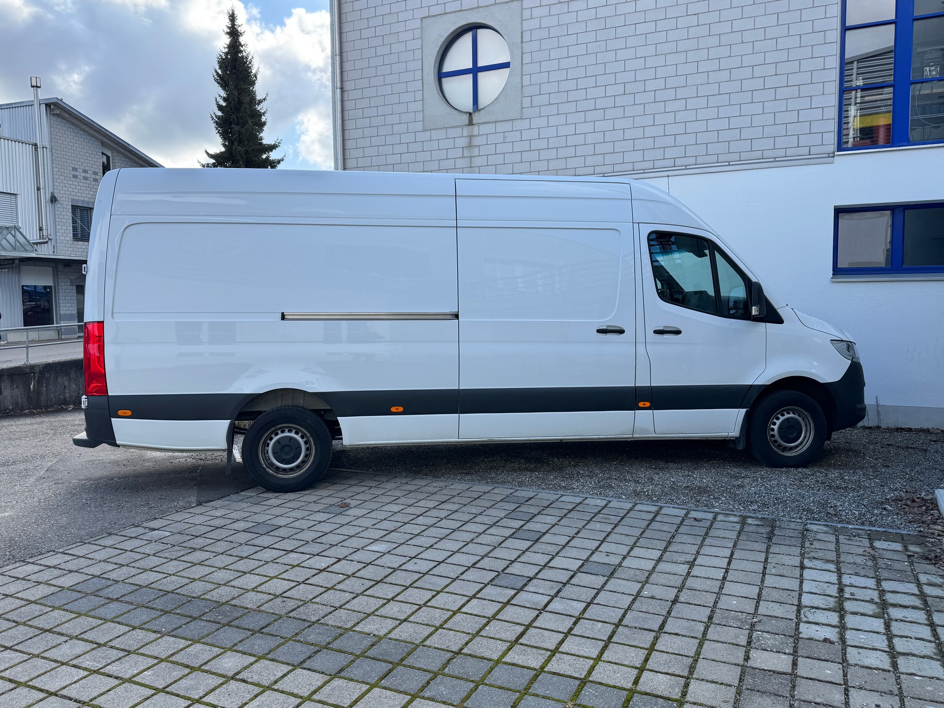 MERCEDES-BENZ Sprinter 315 Kaw. 4325 L 2.0 CDI 150-showroom-element-3