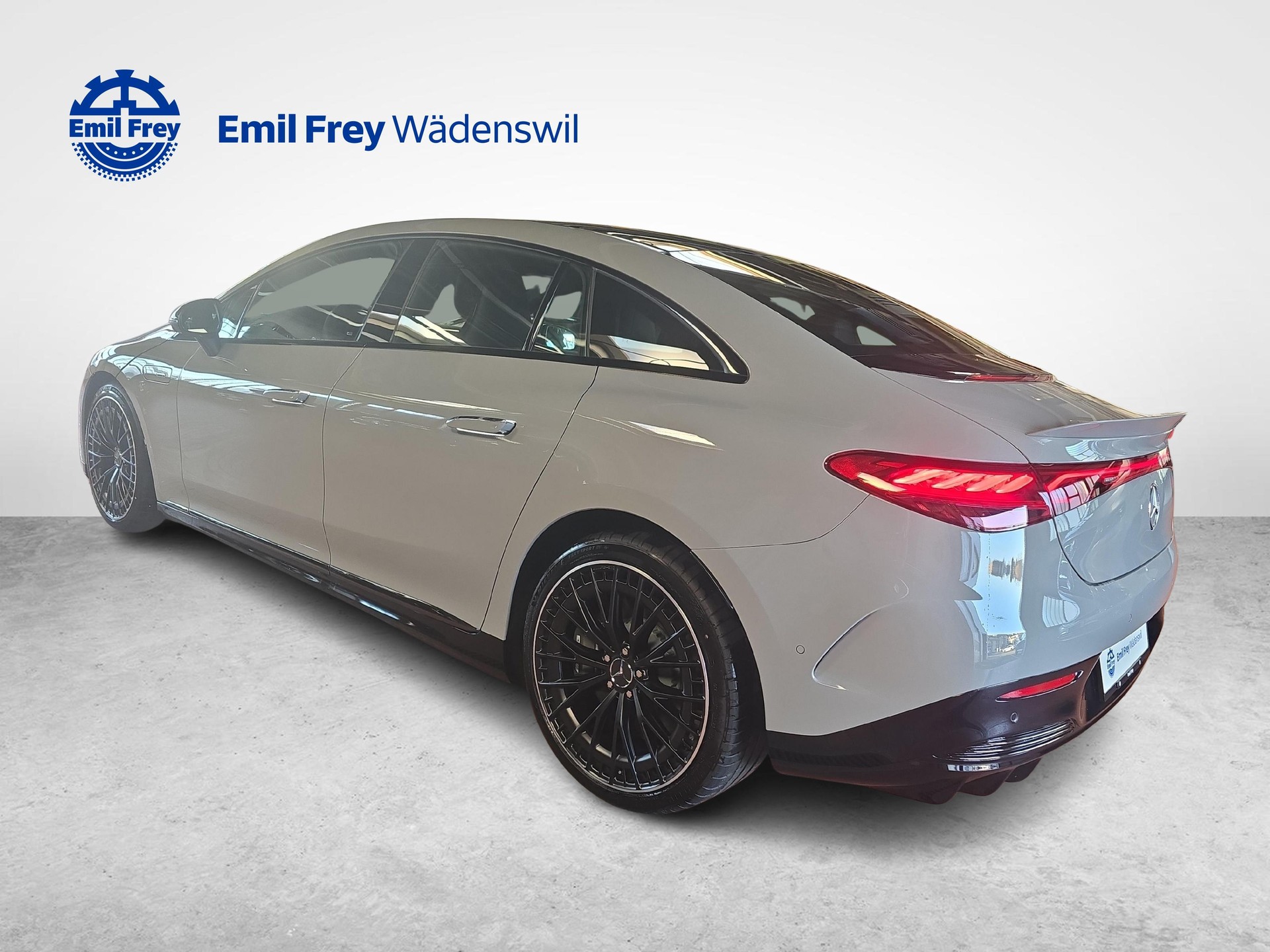 MERCEDES-BENZ AMG EQE 53 4MATIC+ Executive Edition Limousine-showroom-element-2
