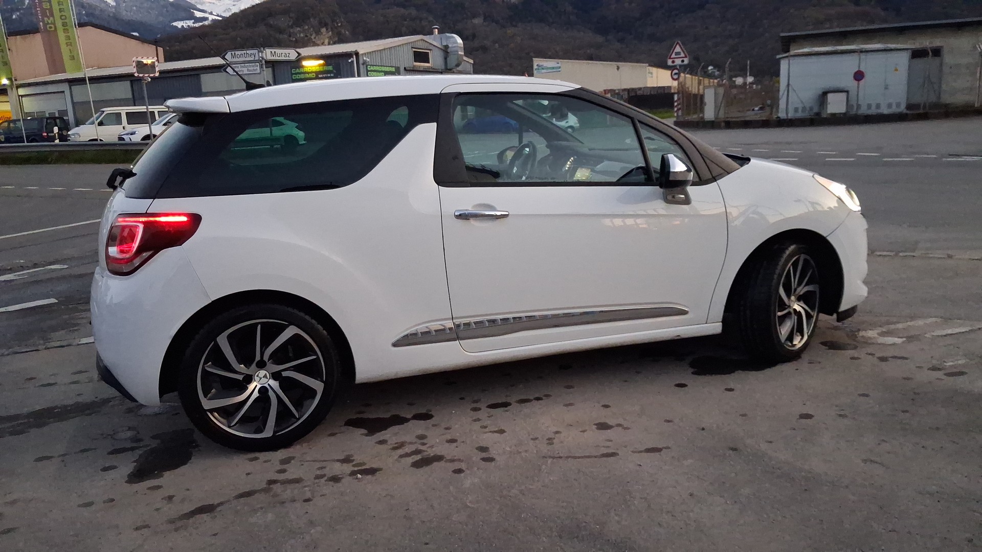 DS AUTOMOBILES DS 3 1.2 PureTech Sport Chic-image-5