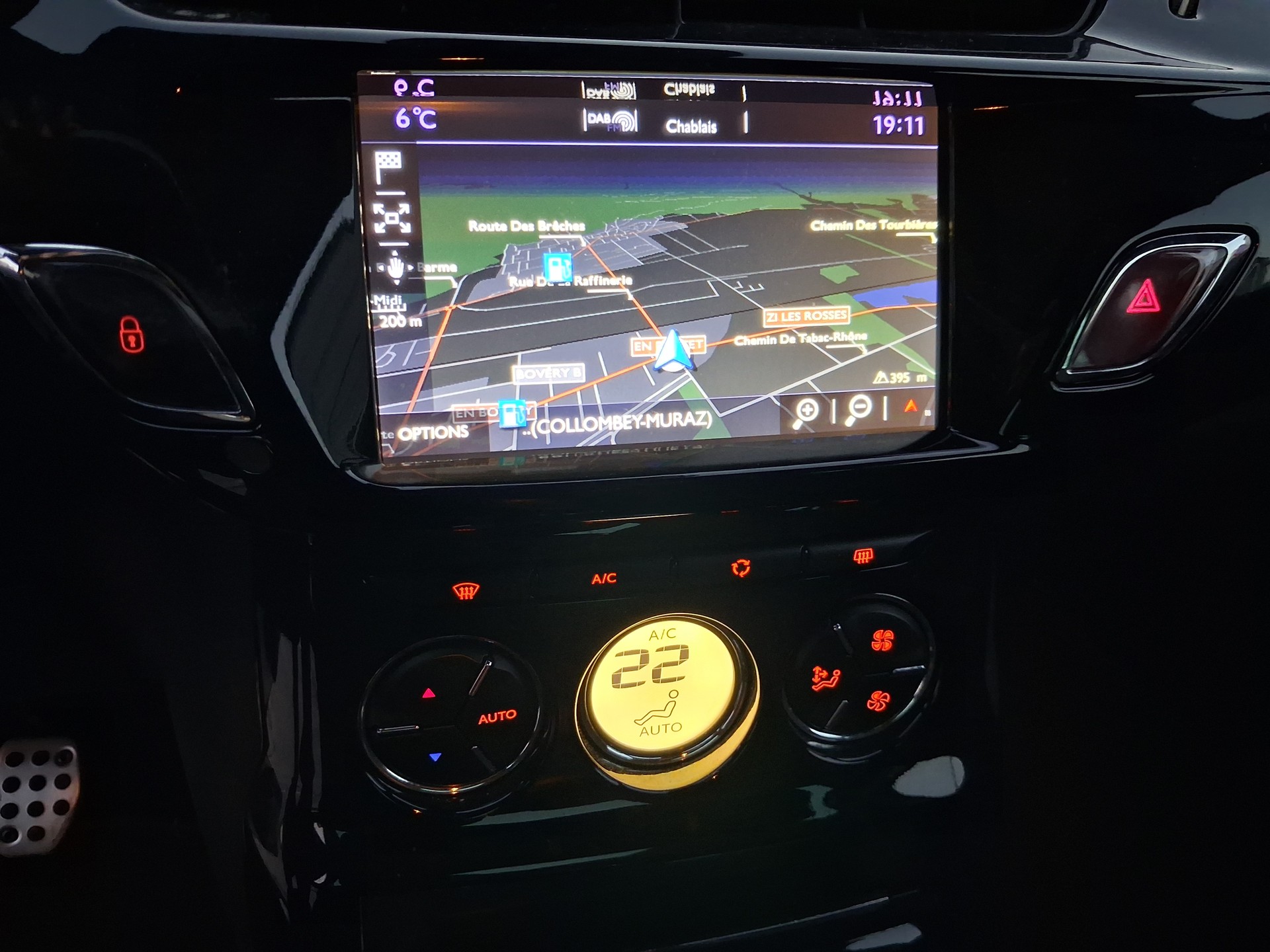 DS AUTOMOBILES DS 3 1.2 PureTech Sport Chic-image-8