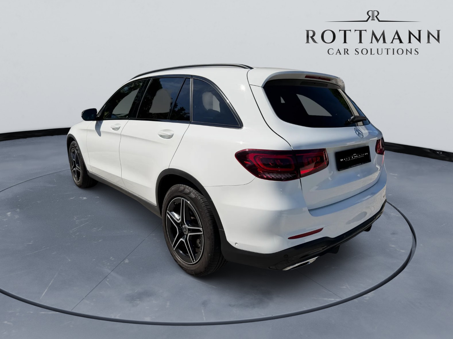 MERCEDES-BENZ GLC 220 d AMG Line 4Matic 9G-Tronic-image-7