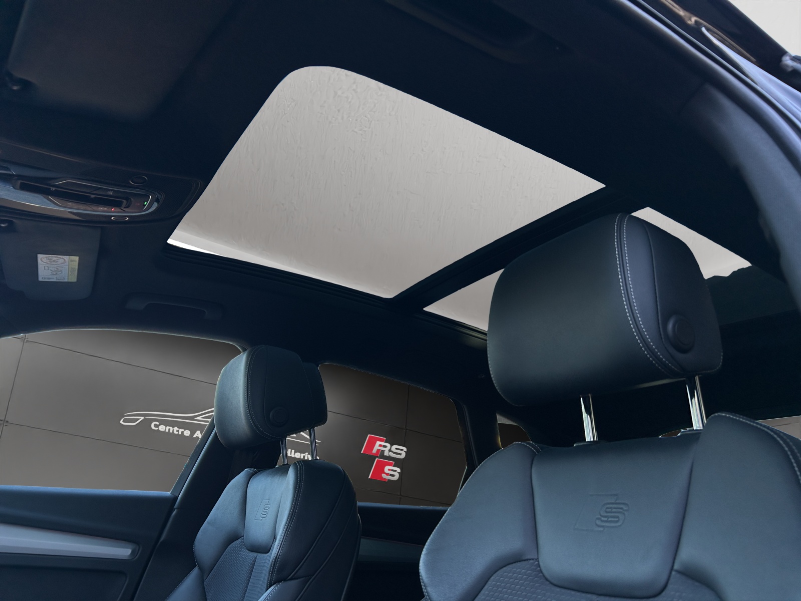 AUDI Q5 50 TFSI e PHEV S line quattro S-tronic-image-22