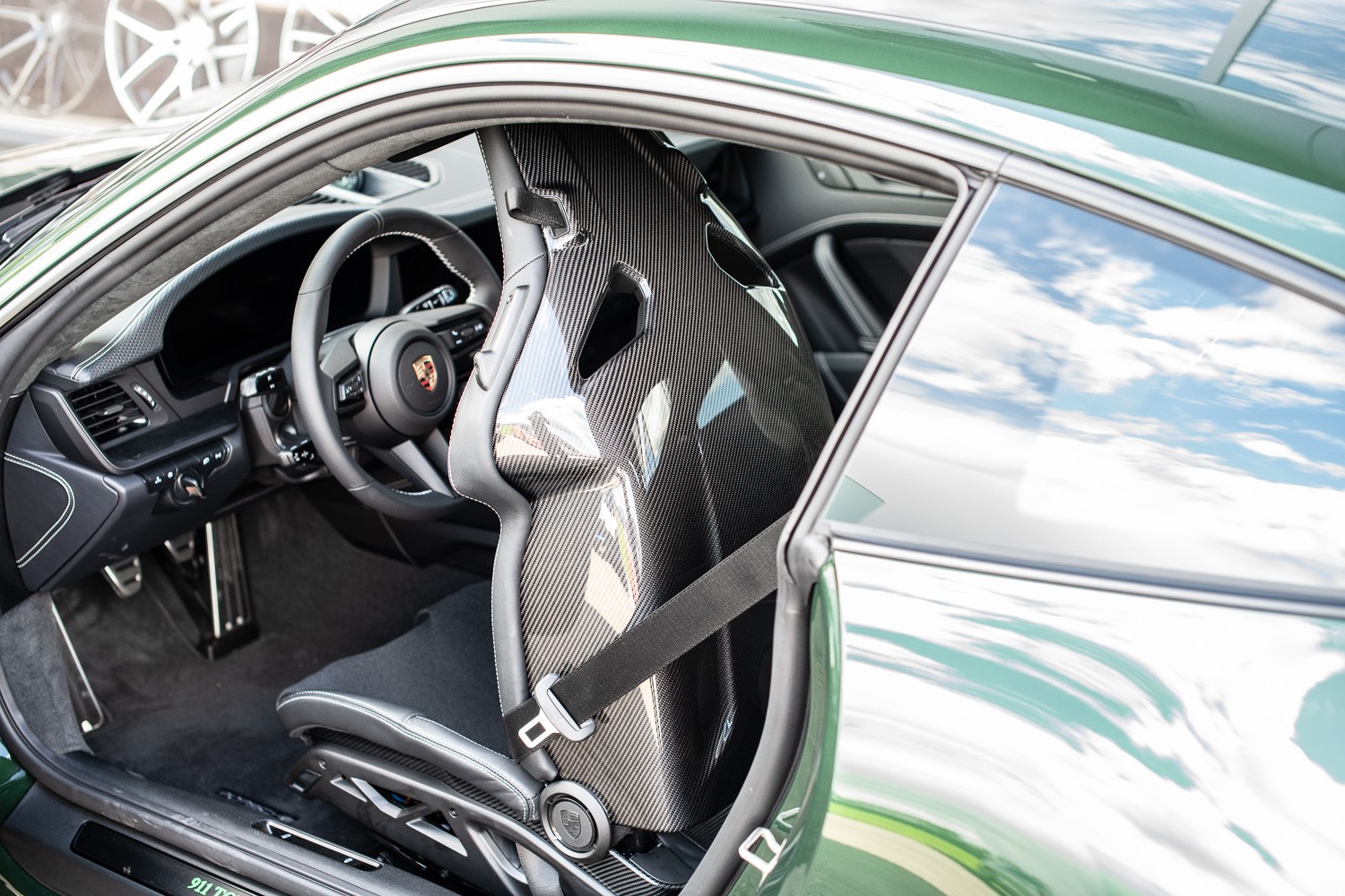 PORSCHE 911 Carrera GT3 PDK Touring-image-15