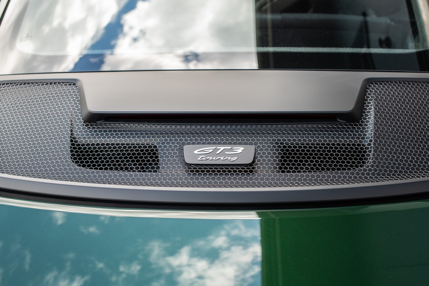 PORSCHE 911 Carrera GT3 PDK Touring-image-9