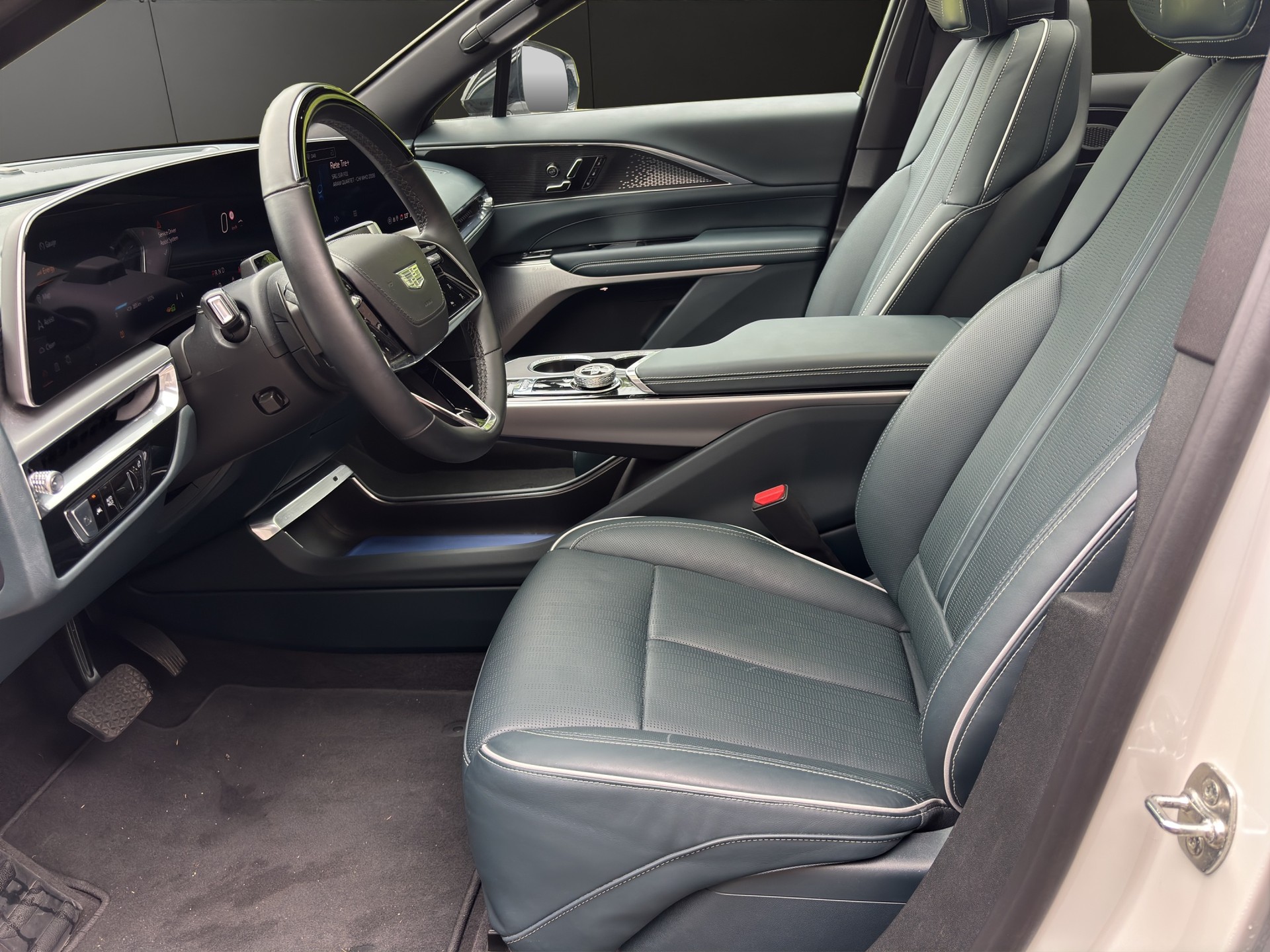 CADILLAC Lyriq Sport 102 kWh AWD-image-23