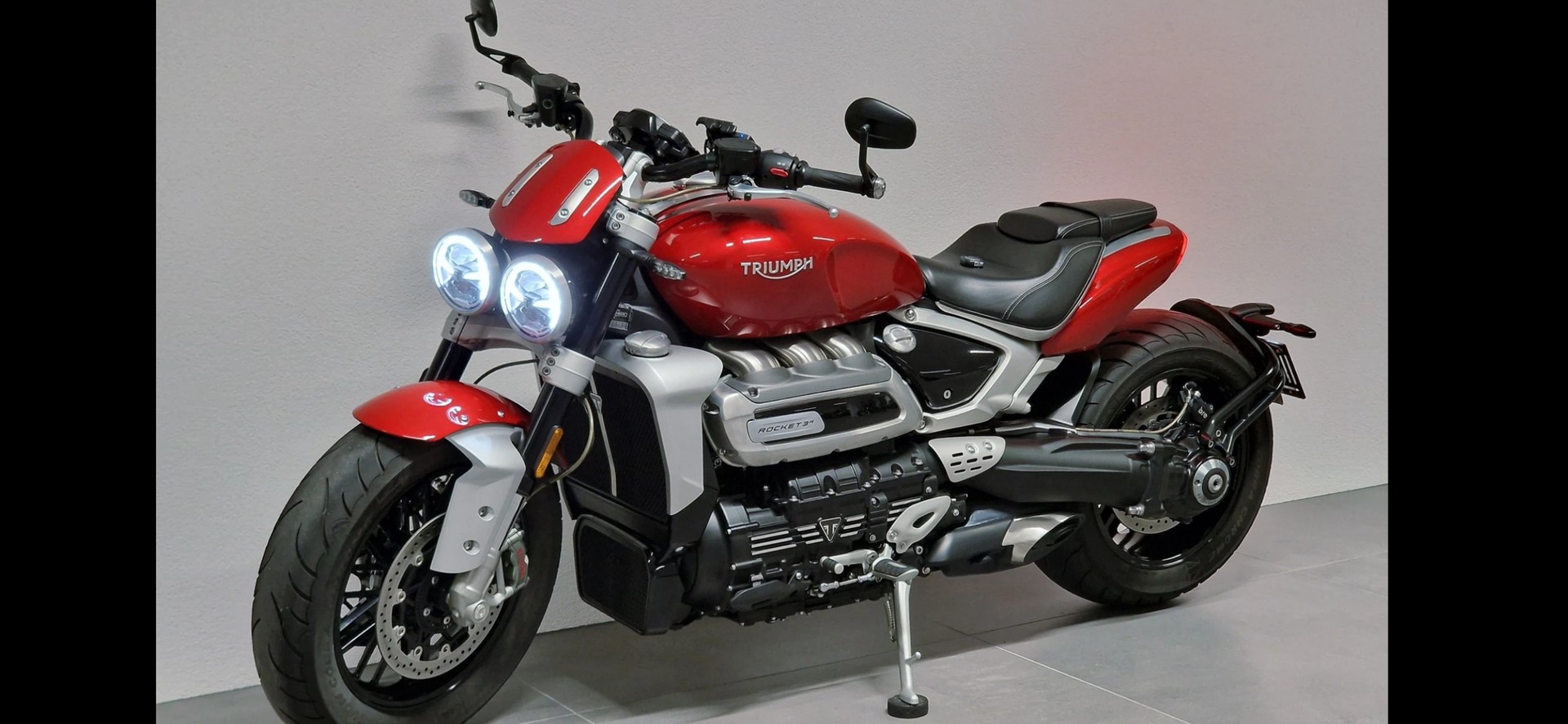 TRIUMPH Rocket 3 R-image-1