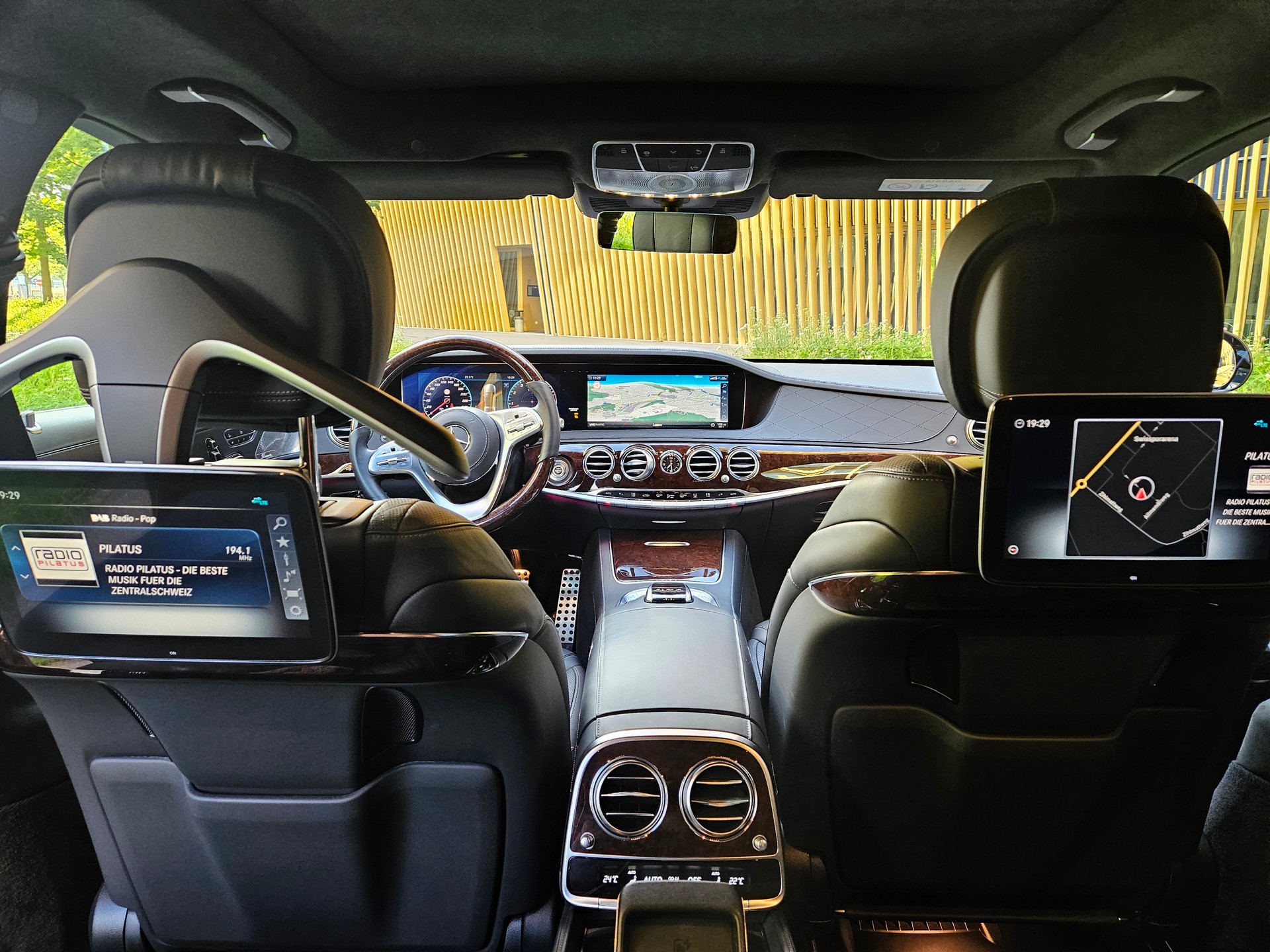 MERCEDES-BENZ S 560 V8 4matic LANG-VERSION | *Burmester*TV-Tuner*-image-1