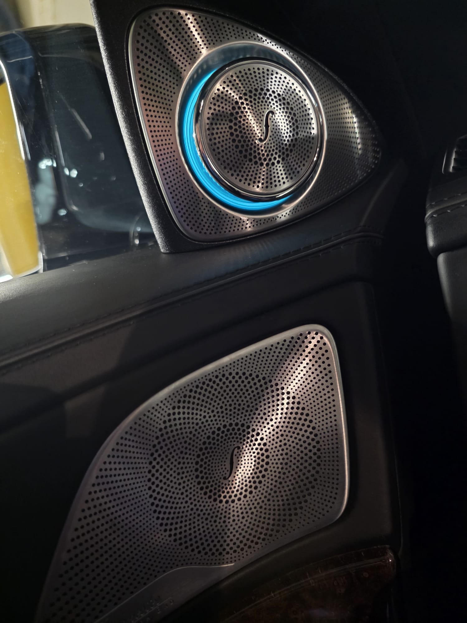 MERCEDES-BENZ S 560 V8 4matic LANG-VERSION | *Burmester*TV-Tuner*-image-18