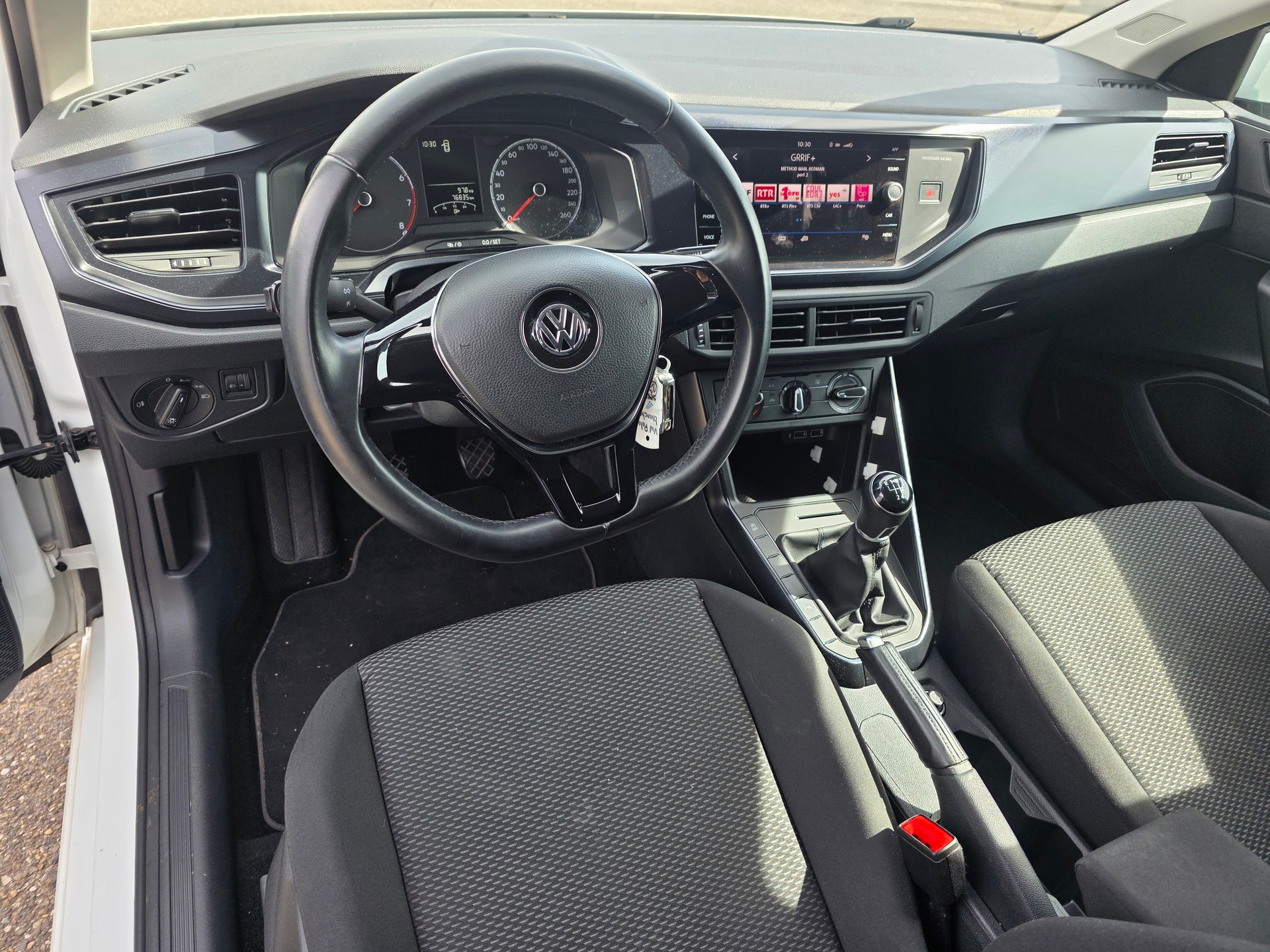 VW Polo 1.0 BMT Trendline-image-5