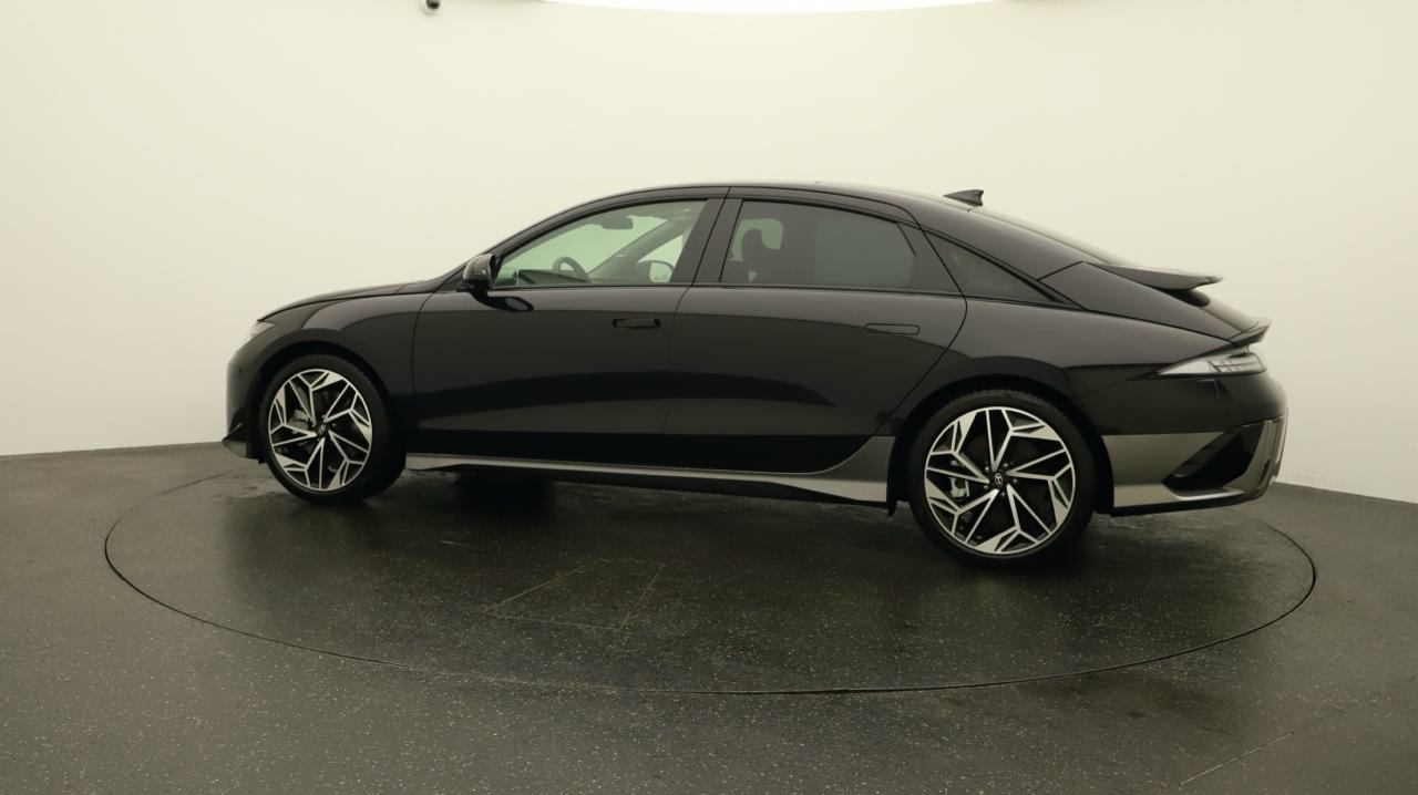 HYUNDAI Ioniq 6 77kWh Limited-showroom-element-2