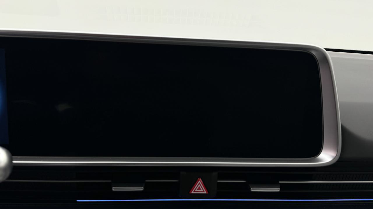 HYUNDAI Ioniq 6 77kWh Limited-image-7