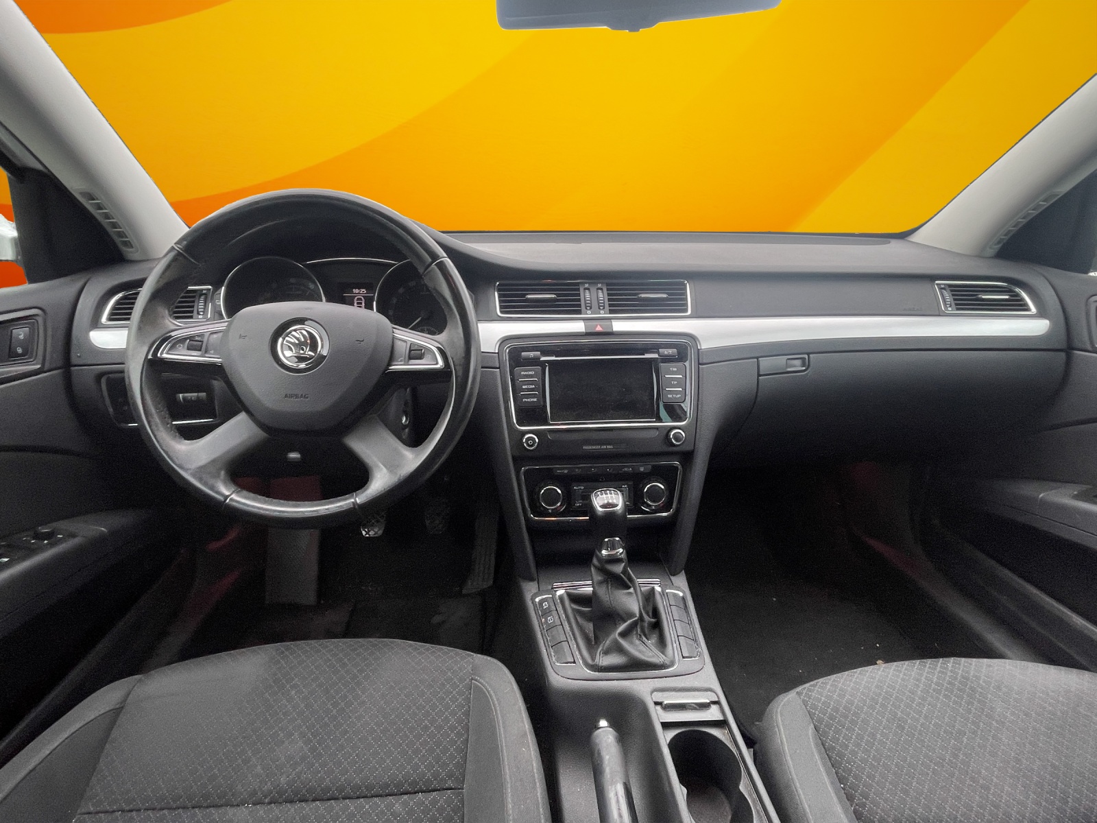 SKODA Superb Combi 1.8 TSI Ambition-image-8