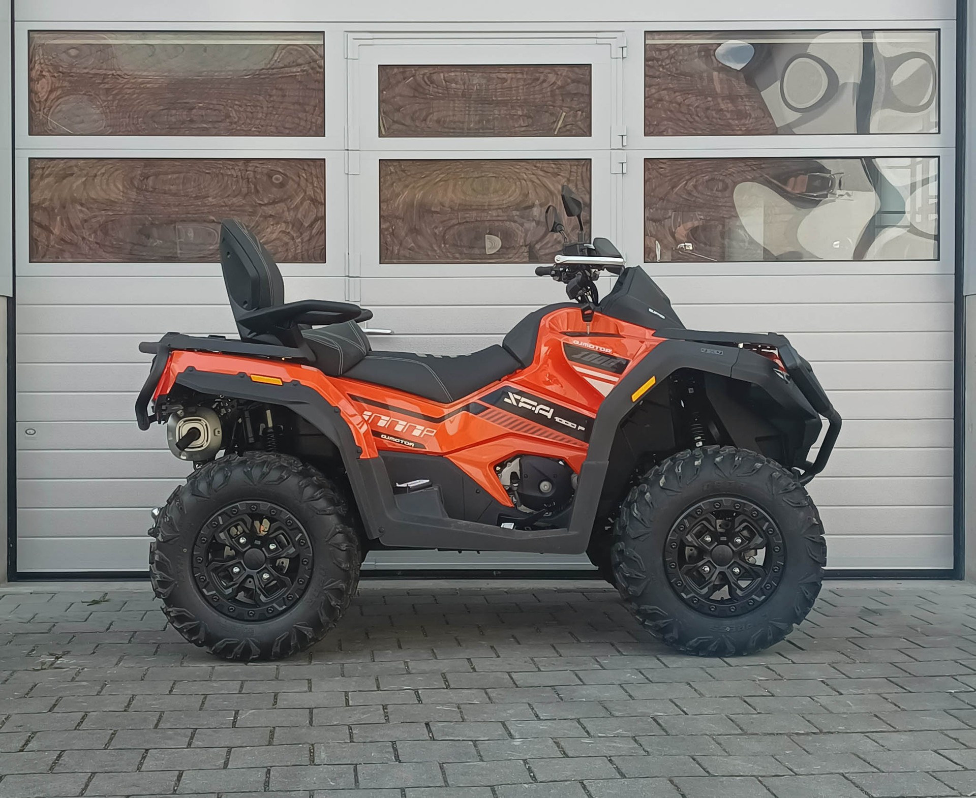 QJ SFA 1000P DLX ABS