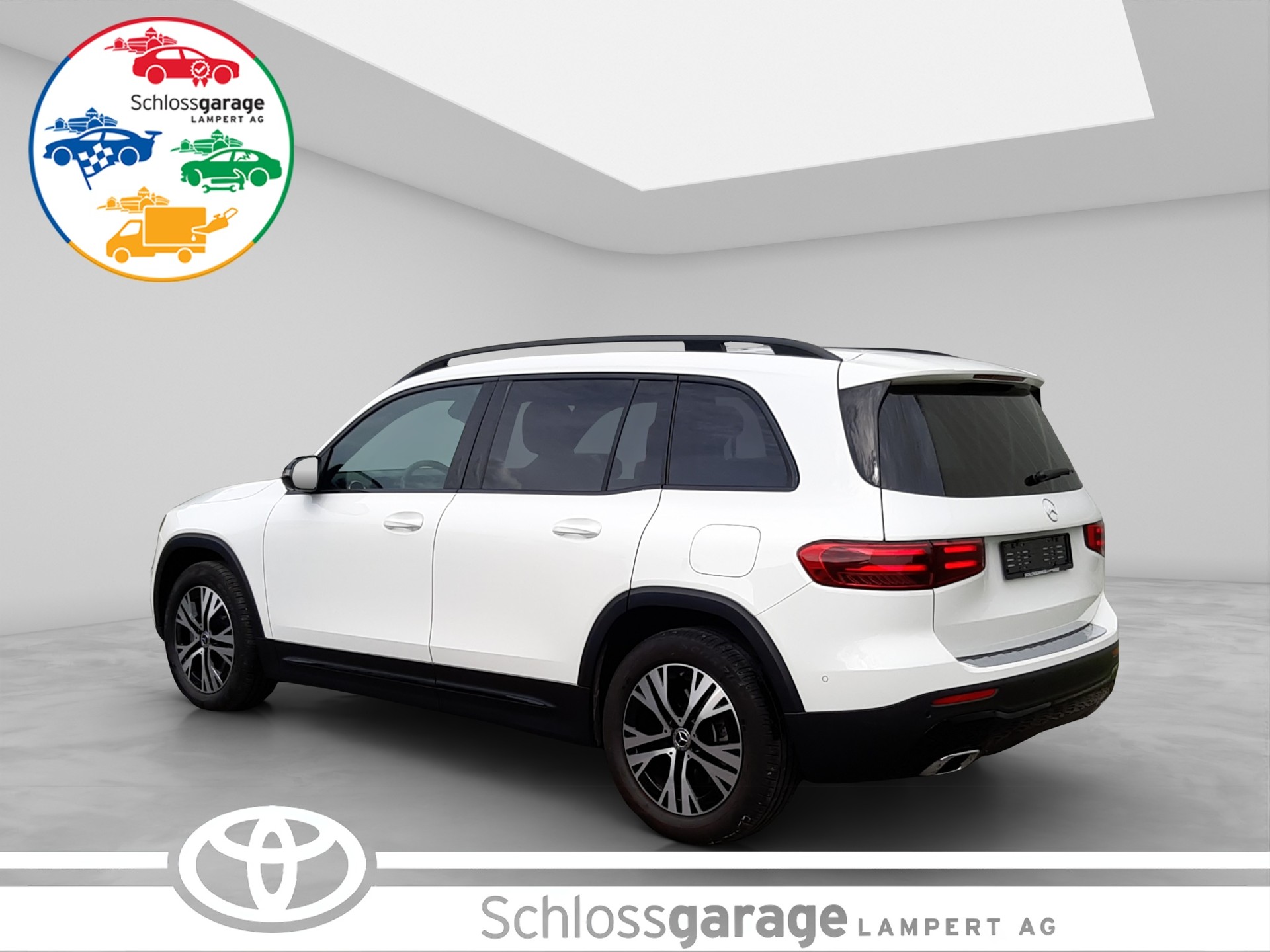 MERCEDES-BENZ GLB 220 d 4matic-showroom-element-3