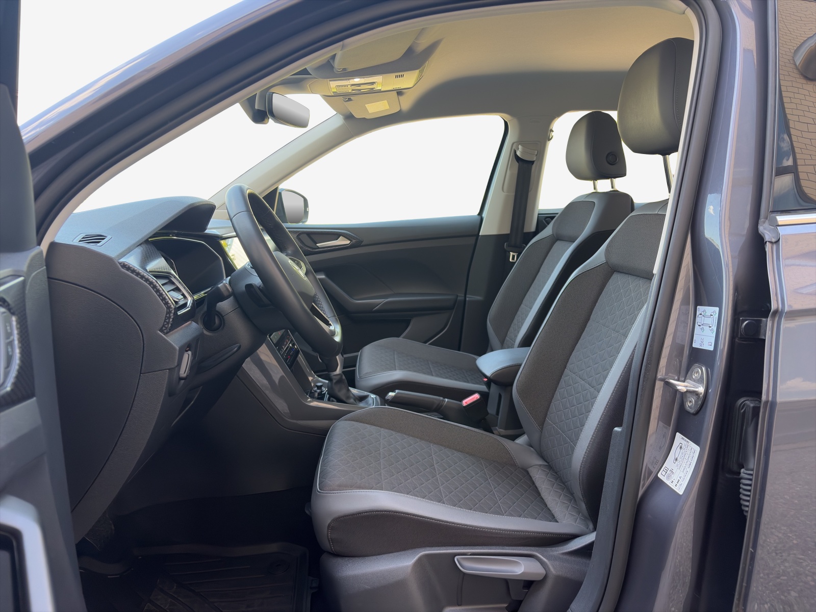 VW T-Cross 1.0 TSI Style DSG-image-7