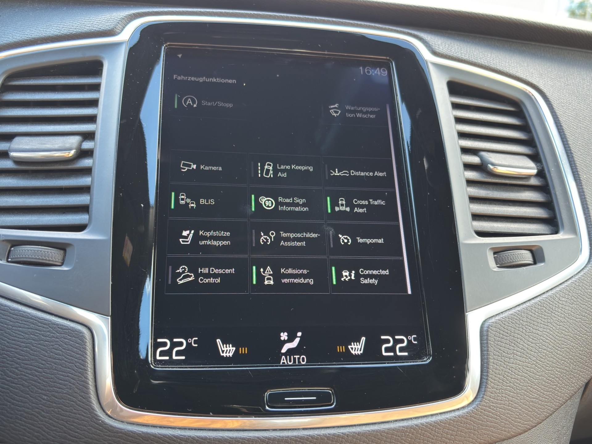 VOLVO XC90 2.0 T6 Momentum 7P. AWD-image-19