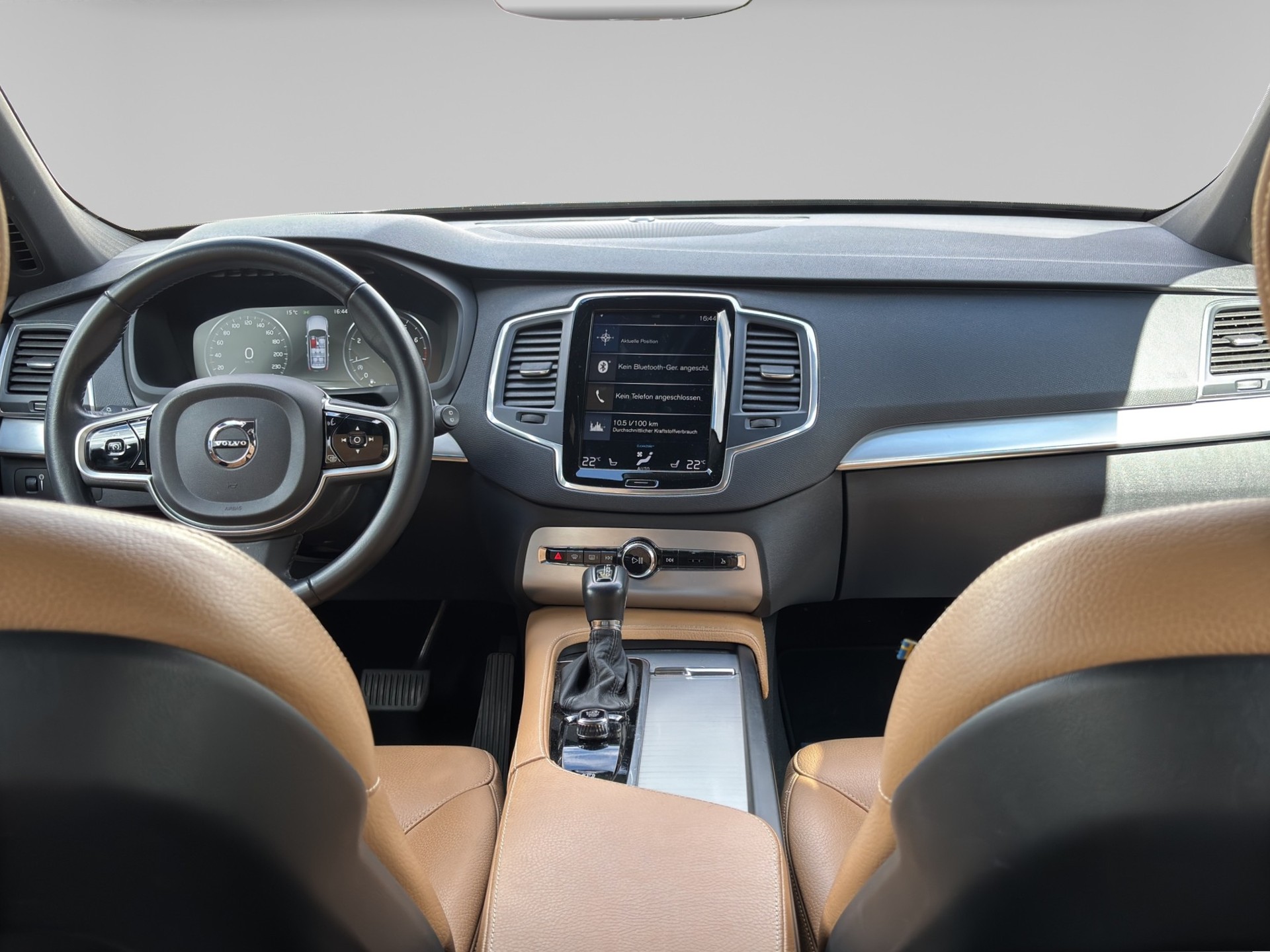 VOLVO XC90 2.0 T6 Momentum 7P. AWD-image-10