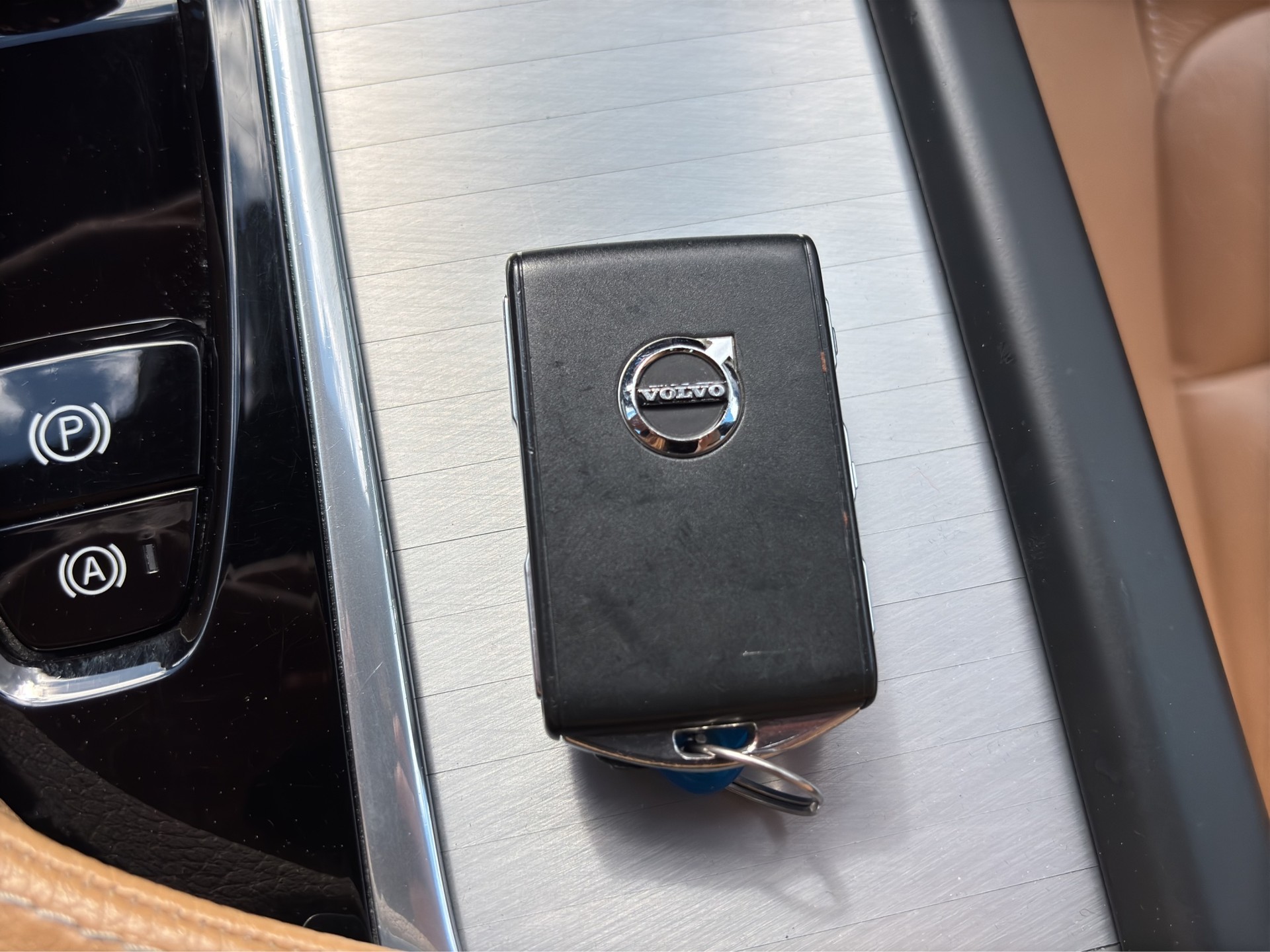 VOLVO XC90 2.0 T6 Momentum 7P. AWD-image-21
