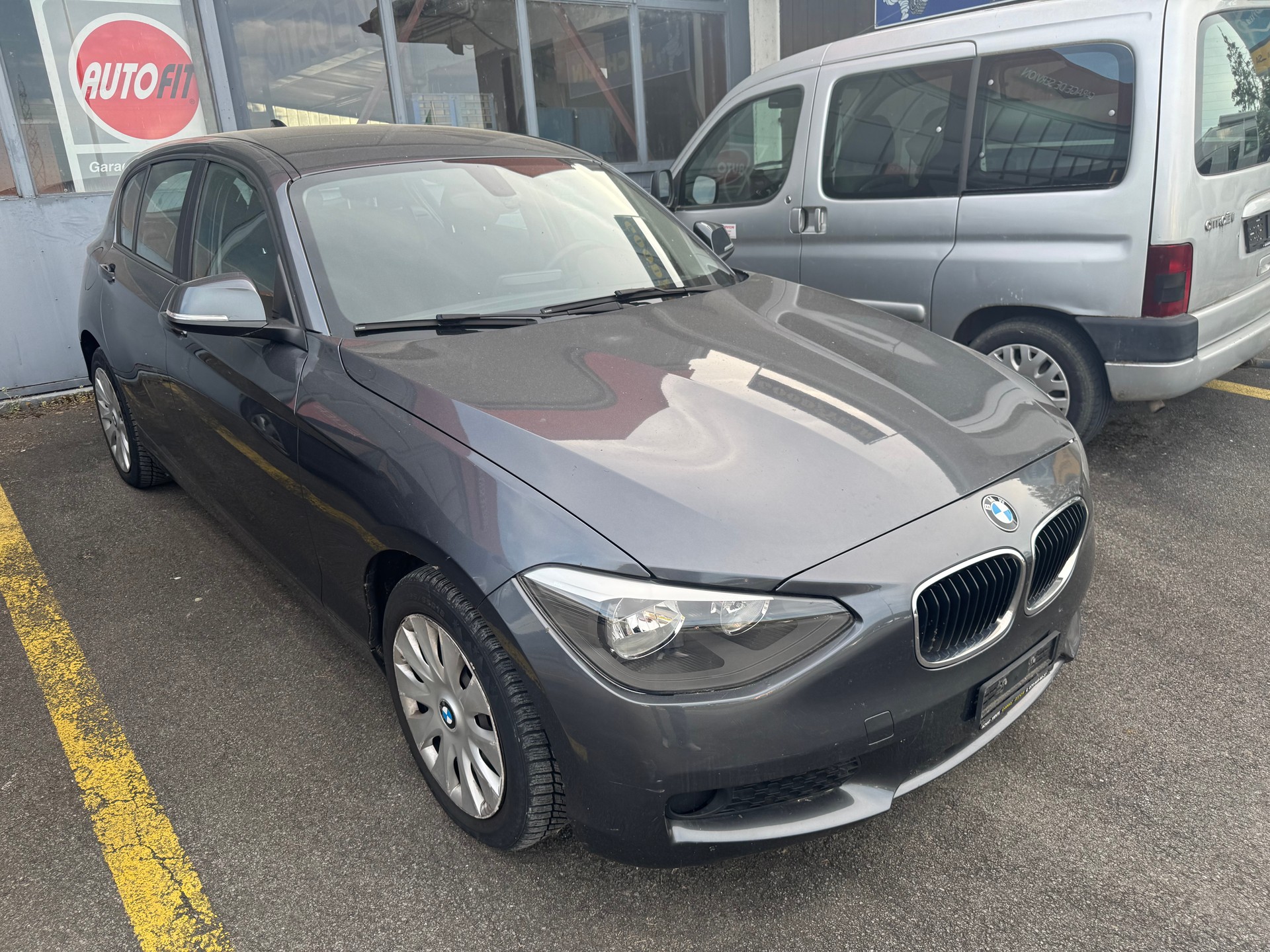 BMW 114i Business-image-2