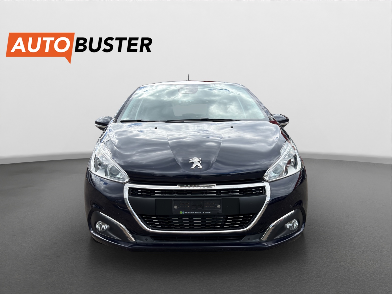 PEUGEOT 208 1.2 PureTech Signature-image-7