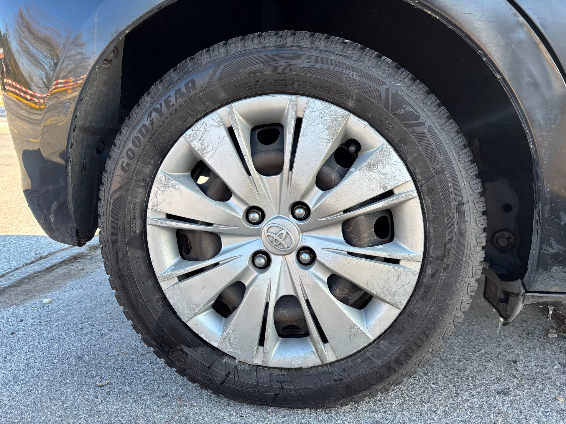 TOYOTA Yaris 1.33 Luna Multidrive ***PRIX FIXE***-image-14