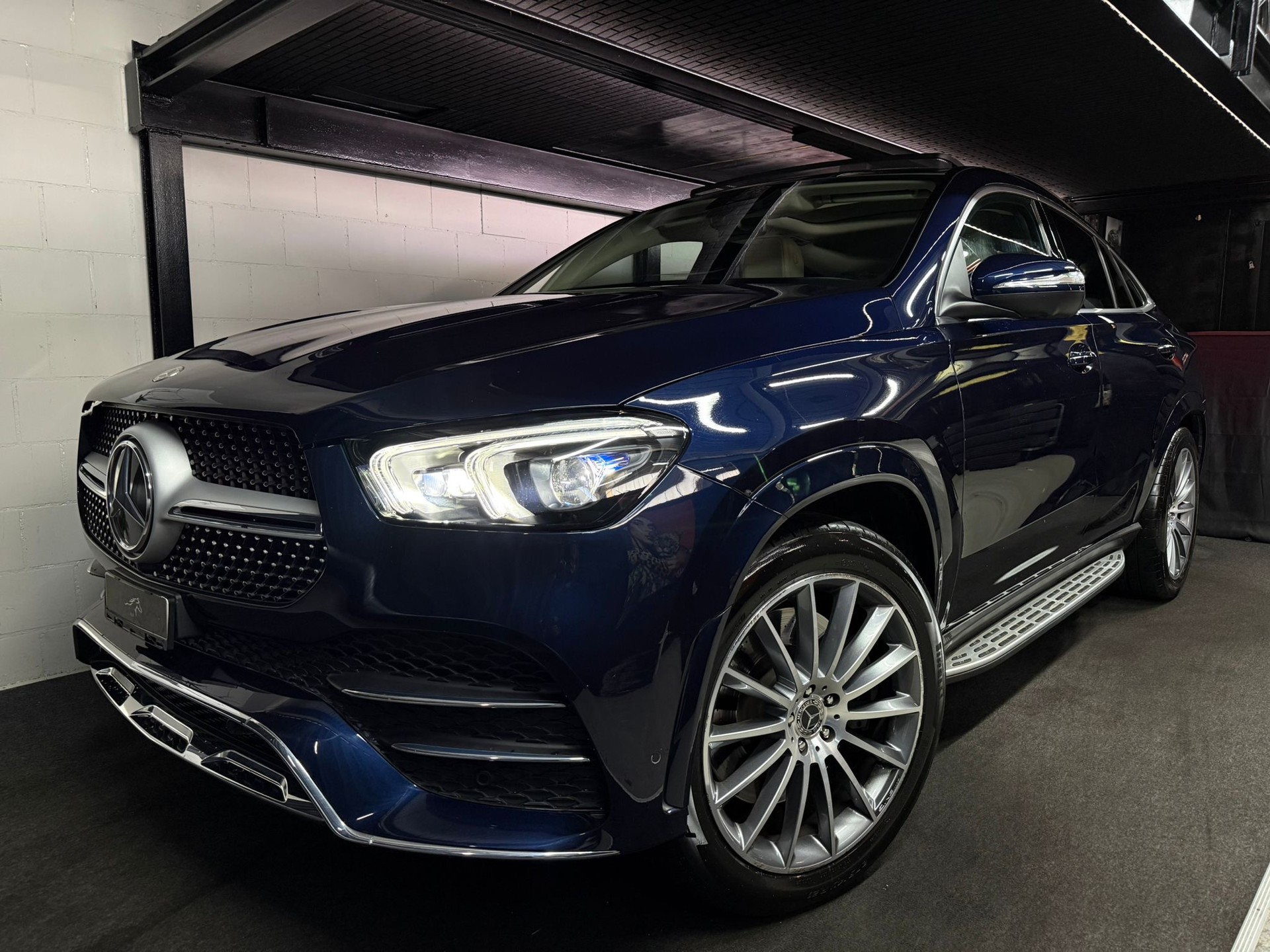 MERCEDES-BENZ GLE Coupé AMG 350 d 4Matic+ 9G-Tronic-showroom-element-1