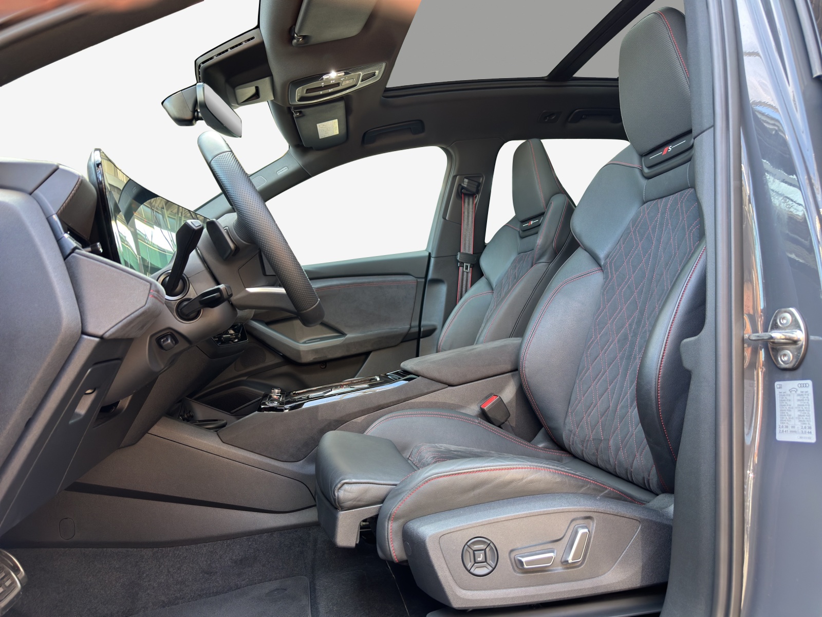 AUDI Q6 e-tron quattro-image-7