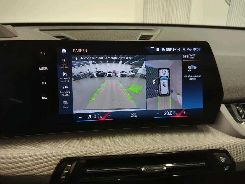 BMW iX1 xDrive 30-image-6