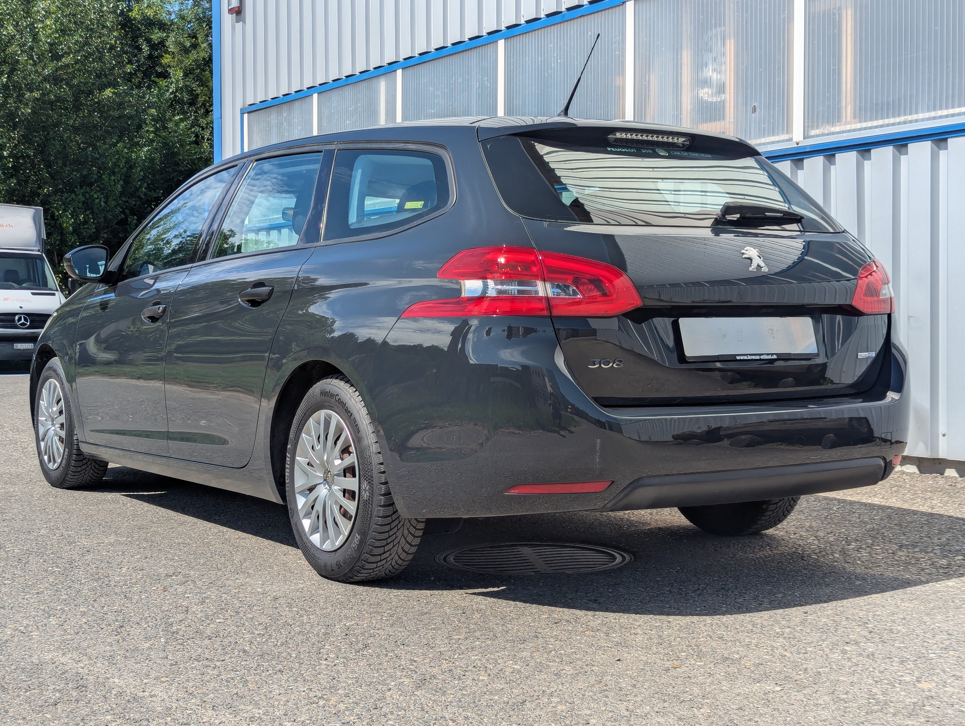 PEUGEOT 308 SW 1.6 BlueHDI Active-showroom-element-2