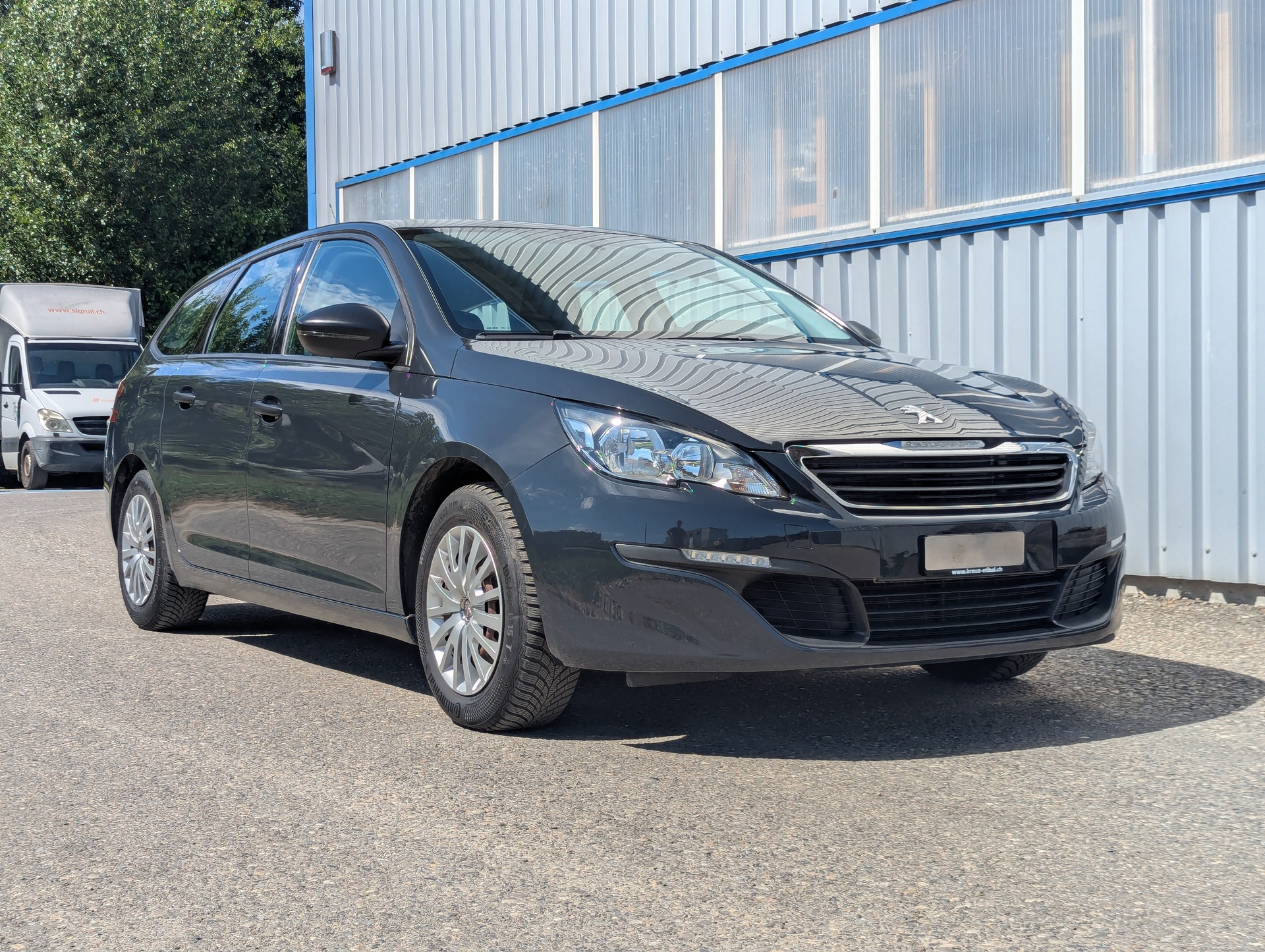 PEUGEOT 308 SW 1.6 BlueHDI Active-image-4