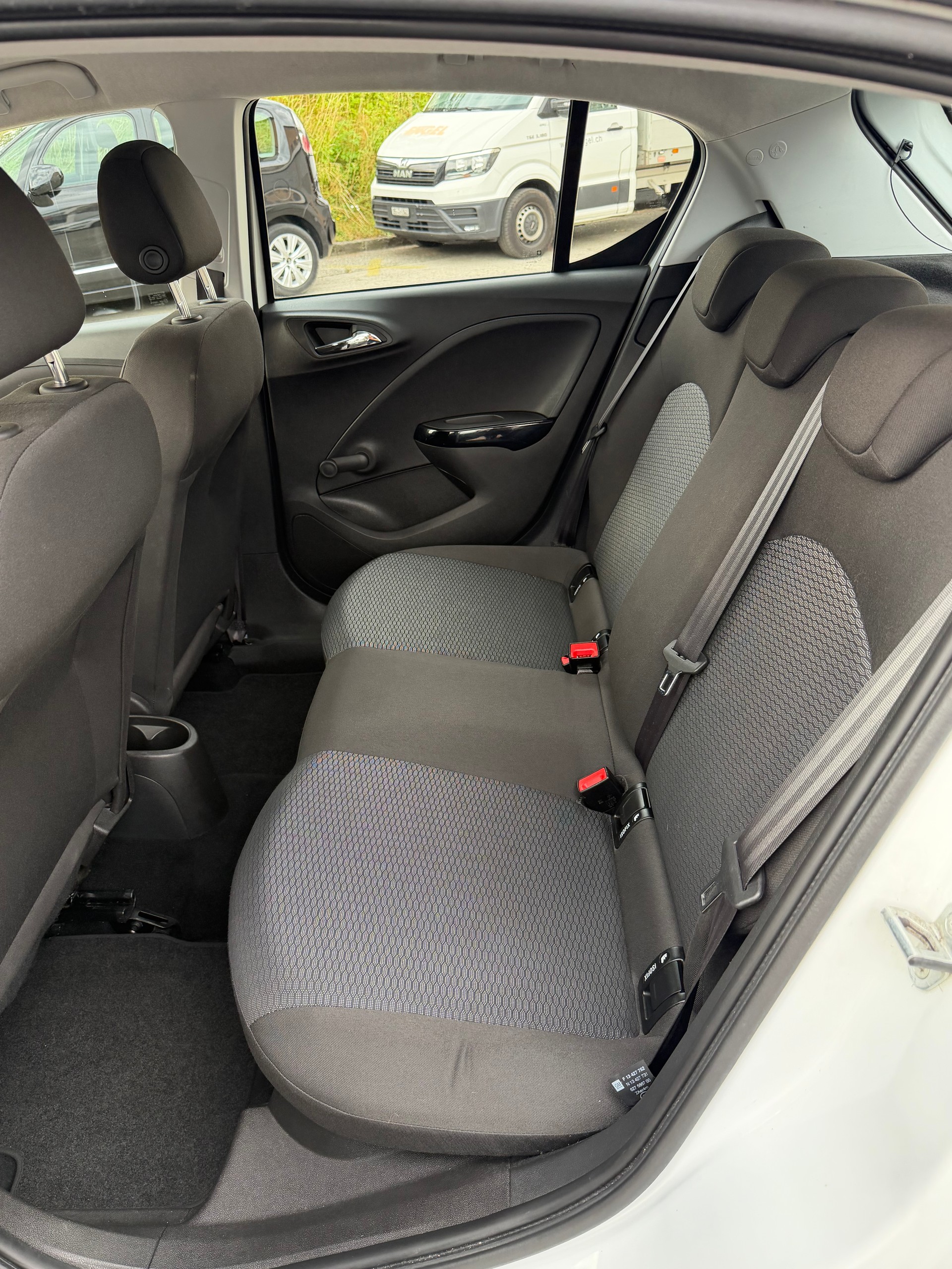 OPEL Corsa 1.4 TP Active Automatic-image-13