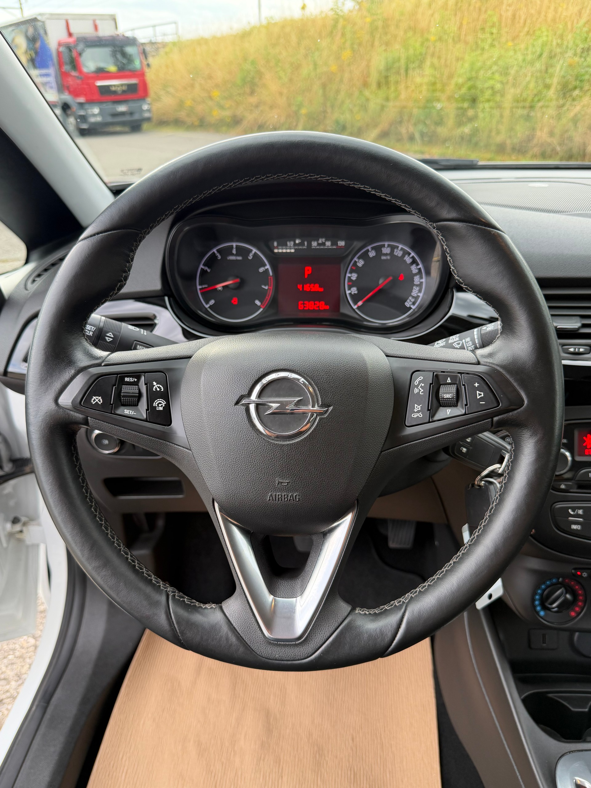 OPEL Corsa 1.4 TP Active Automatic-image-10