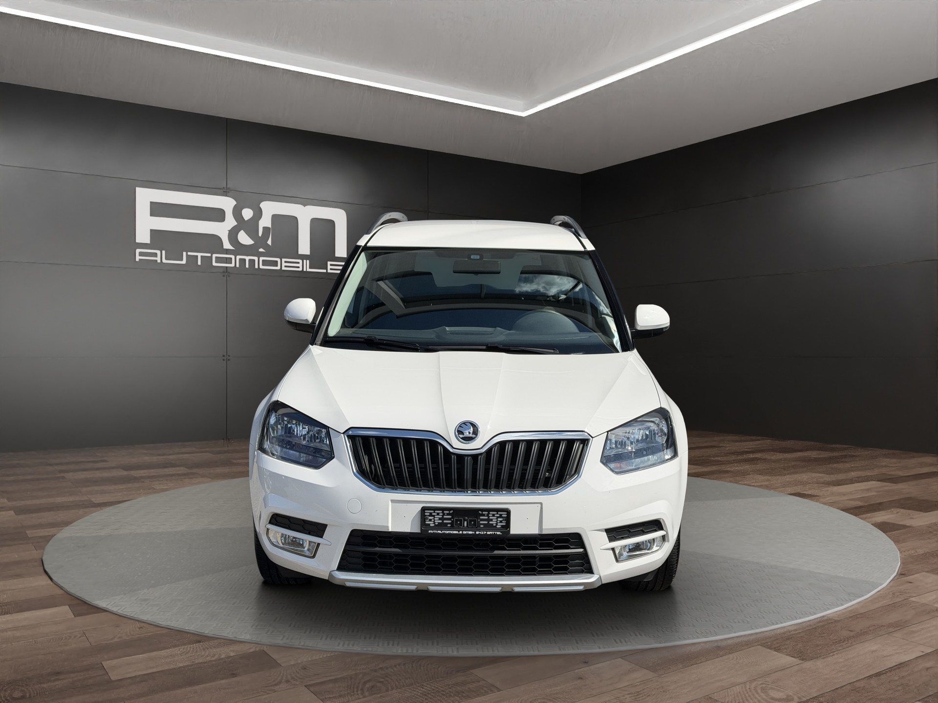 SKODA Yeti 2.0 TDI Active 4x4 DSG-showroom-element-1