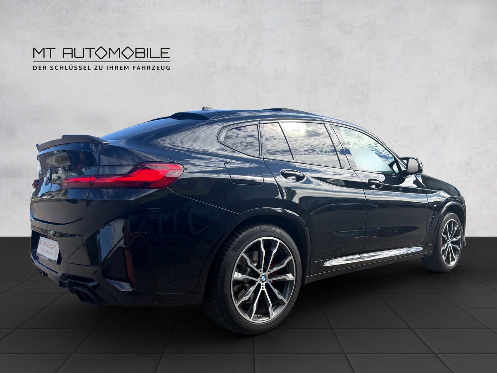 BMW X4 xDrive 48V M40d M Sport Edition Steptronic-image-5