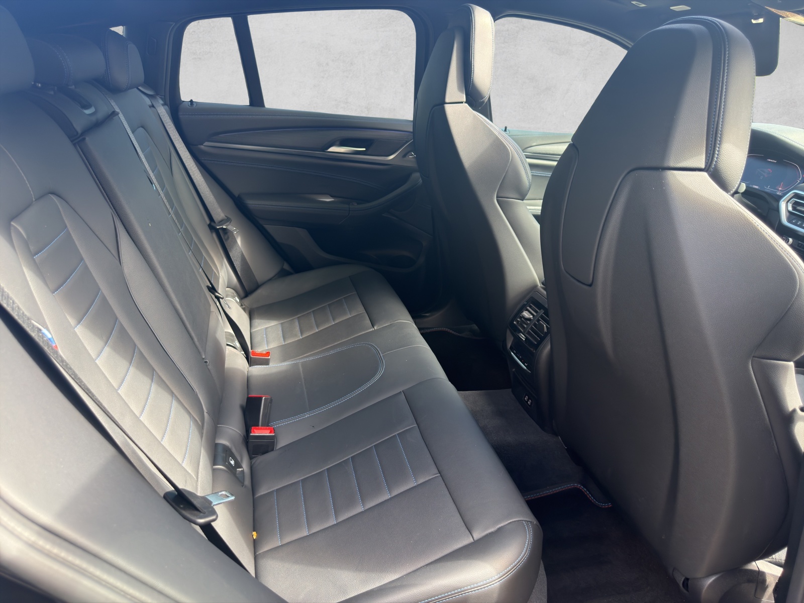 BMW X4 xDrive 48V M40d M Sport Edition Steptronic-image-12