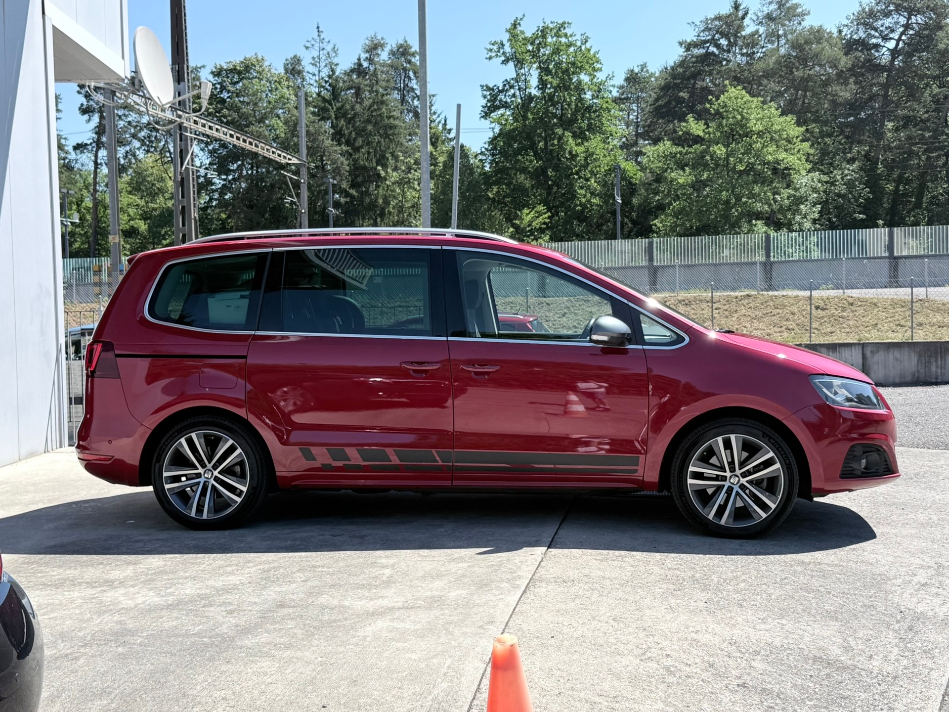 SEAT Alhambra 2.0 TSI FR Line DSG-showroom-element-3