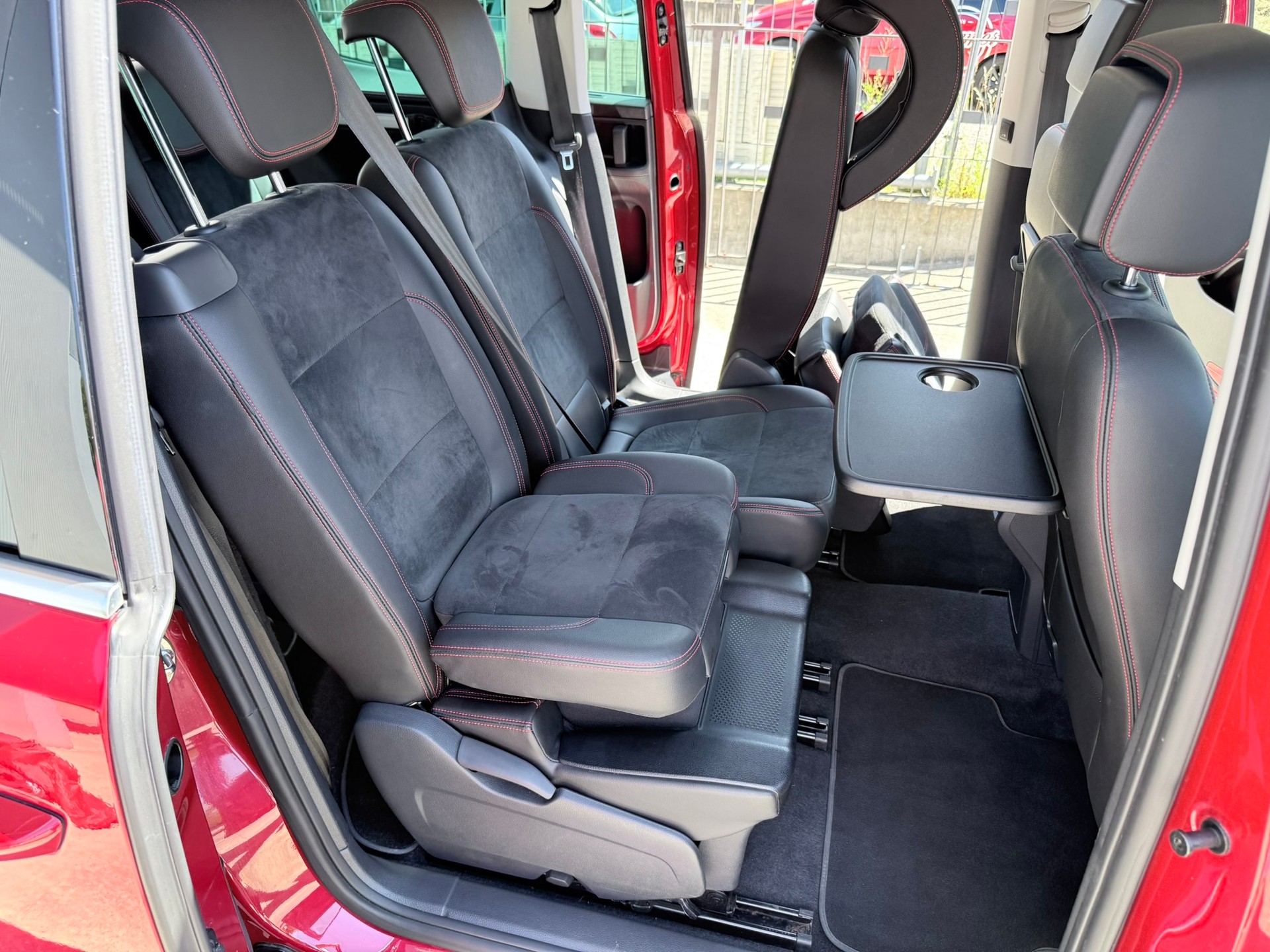 SEAT Alhambra 2.0 TSI FR Line DSG-image-26