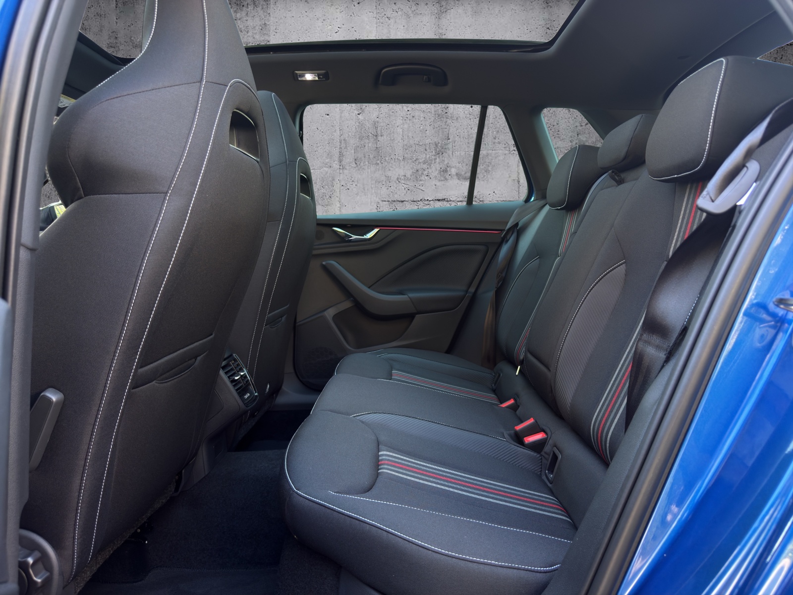 SKODA Kamiq 1.5 TSI Monte Carlo DSG *5 Jahre Garantie*-image-9