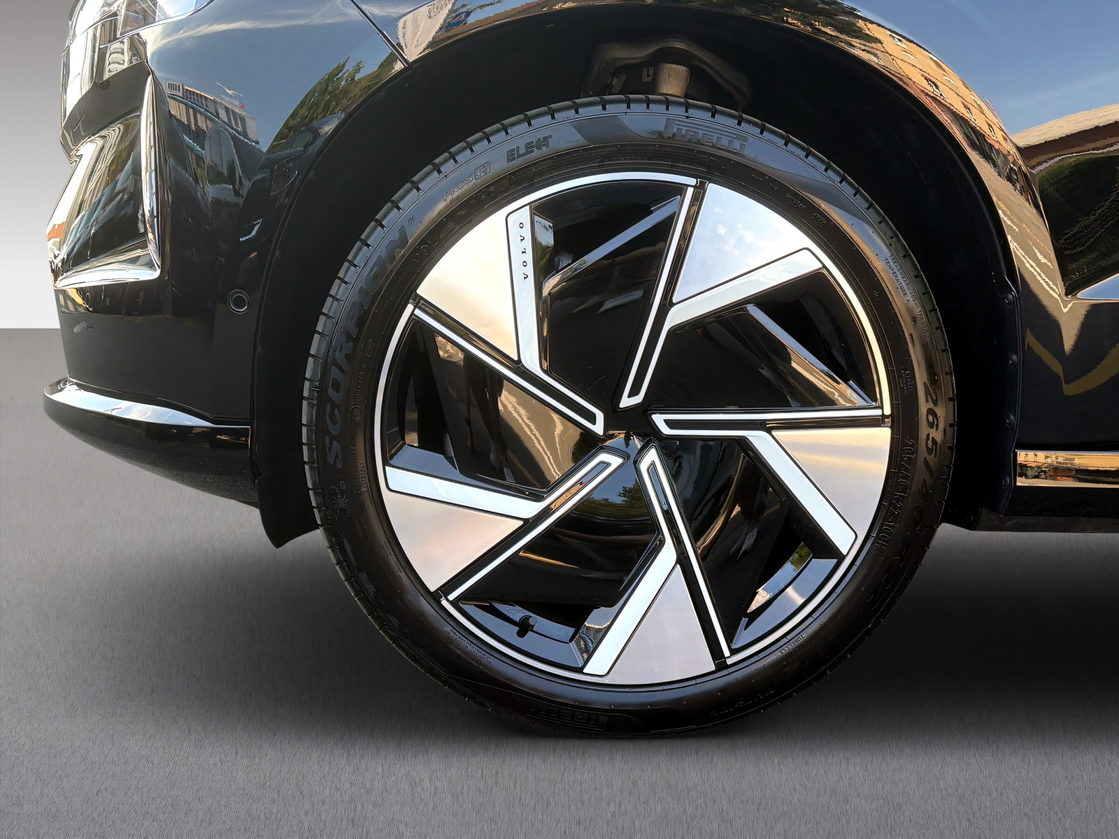 VOLVO EX90 Twin Performance Ultra AWD-image-24