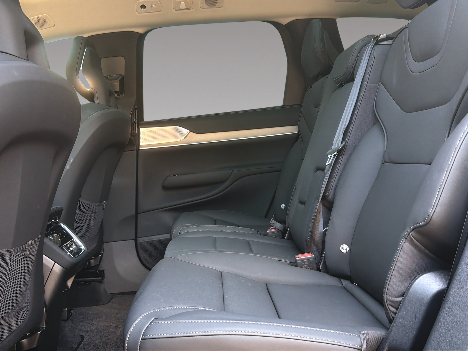 VOLVO EX90 Twin Performance Ultra AWD-image-18