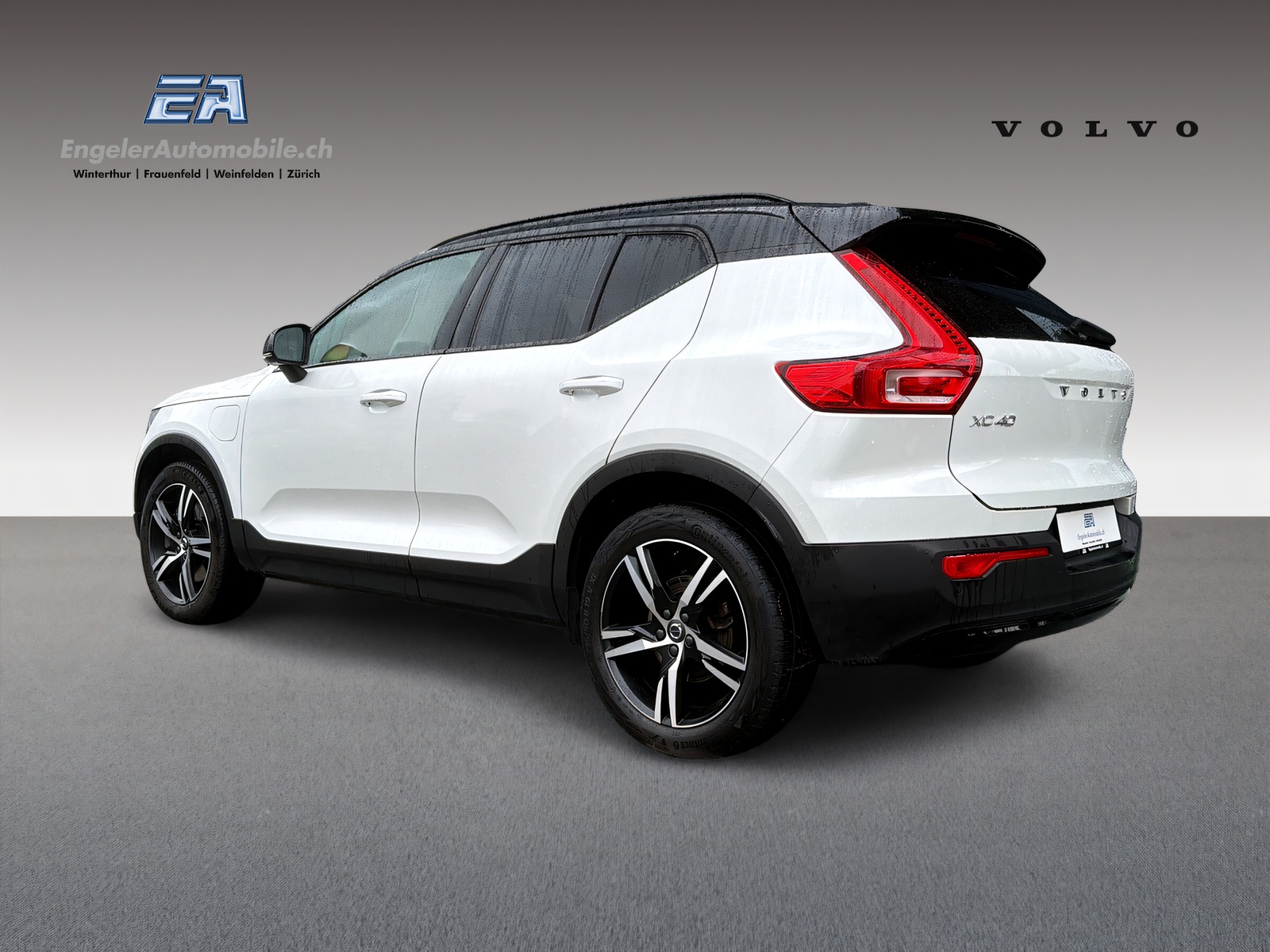 VOLVO XC40 1.5 T5 PiH R-Design-showroom-element-3