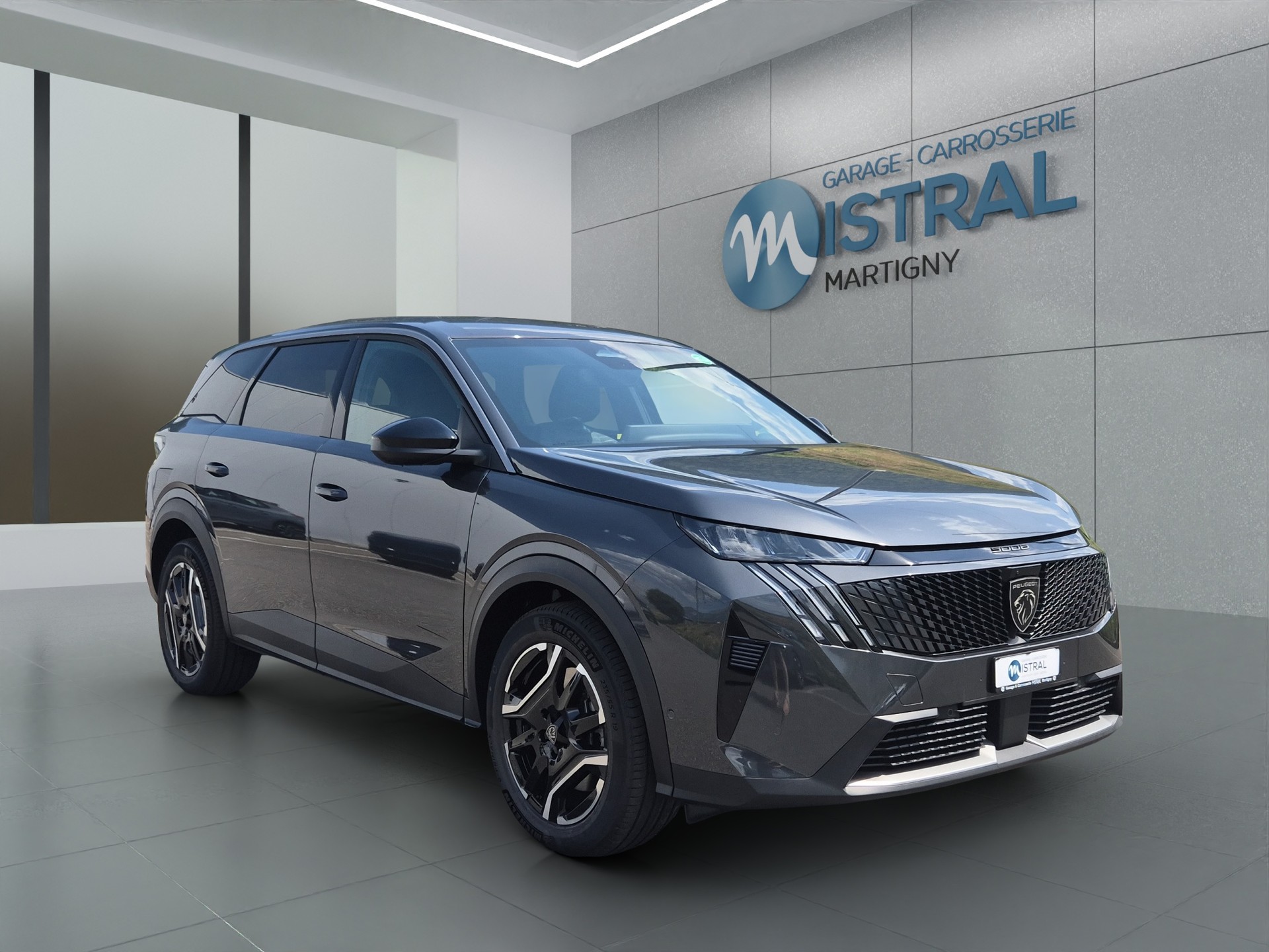 PEUGEOT 5008 e-Allure Premium AWD